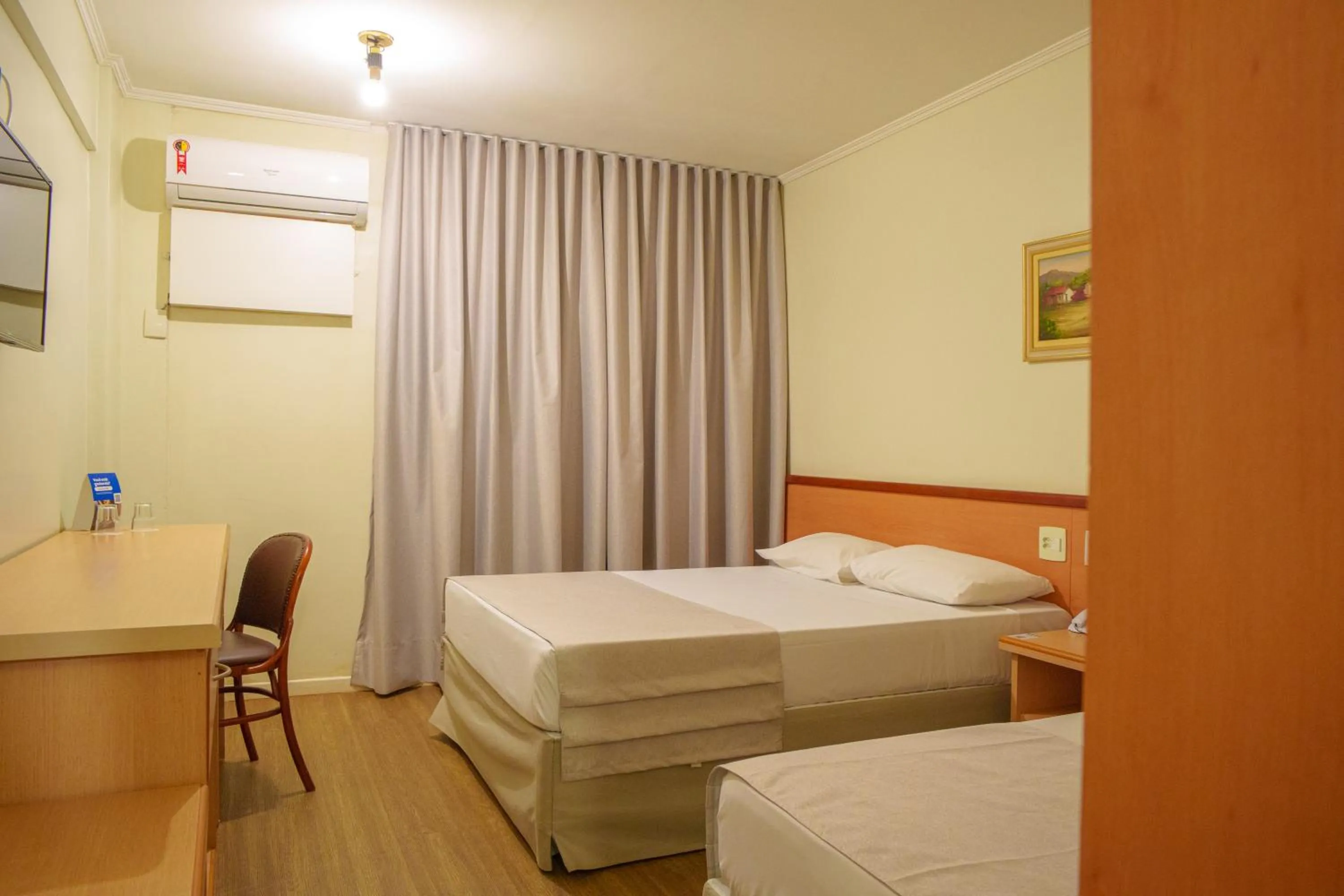 Bedroom, Bed in Hotel Dan Inn Ribeirão Preto By Nacional Inn