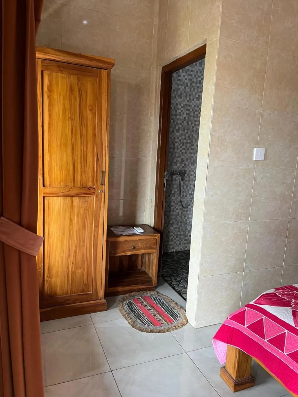 Photo of the whole room, Bed in Rumah Ary Homestay & Spa