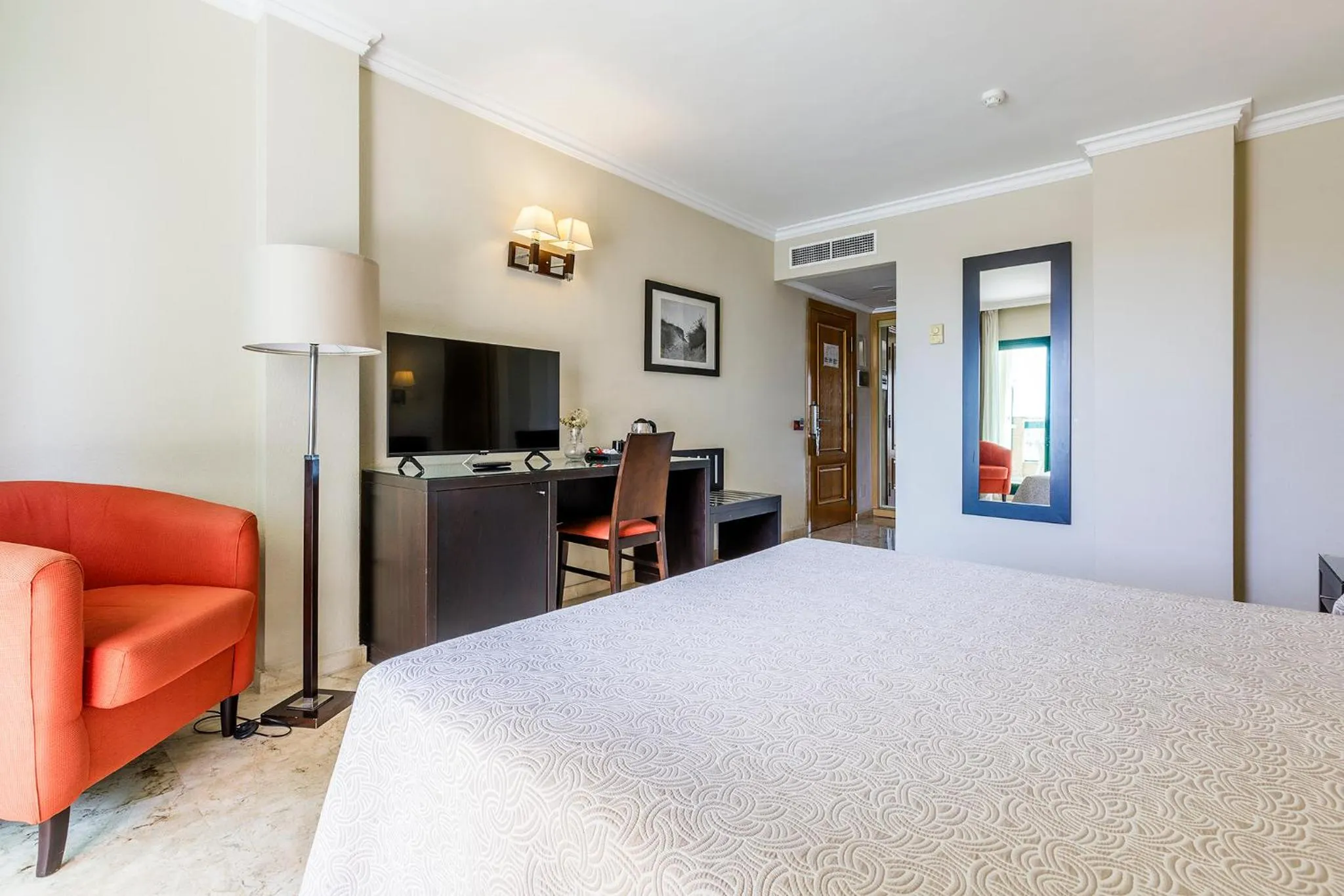 Bed in Hotel Torremar - Mares