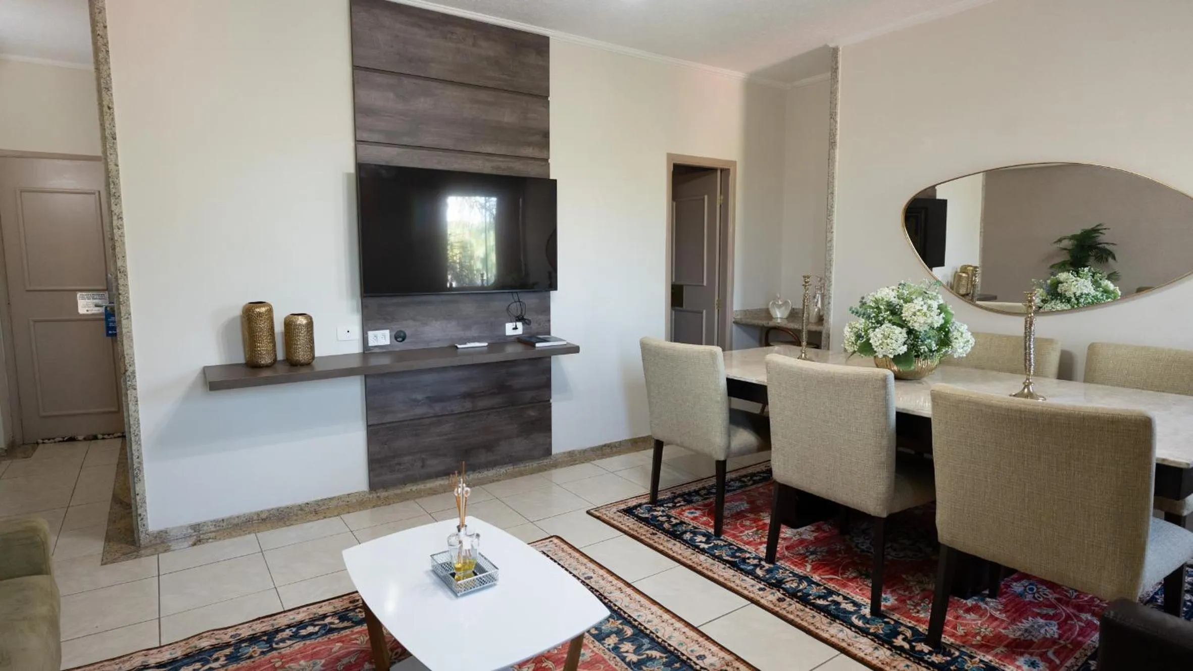 Living room in Hotel Dan Inn Franca & Convenções By Nacional Inn