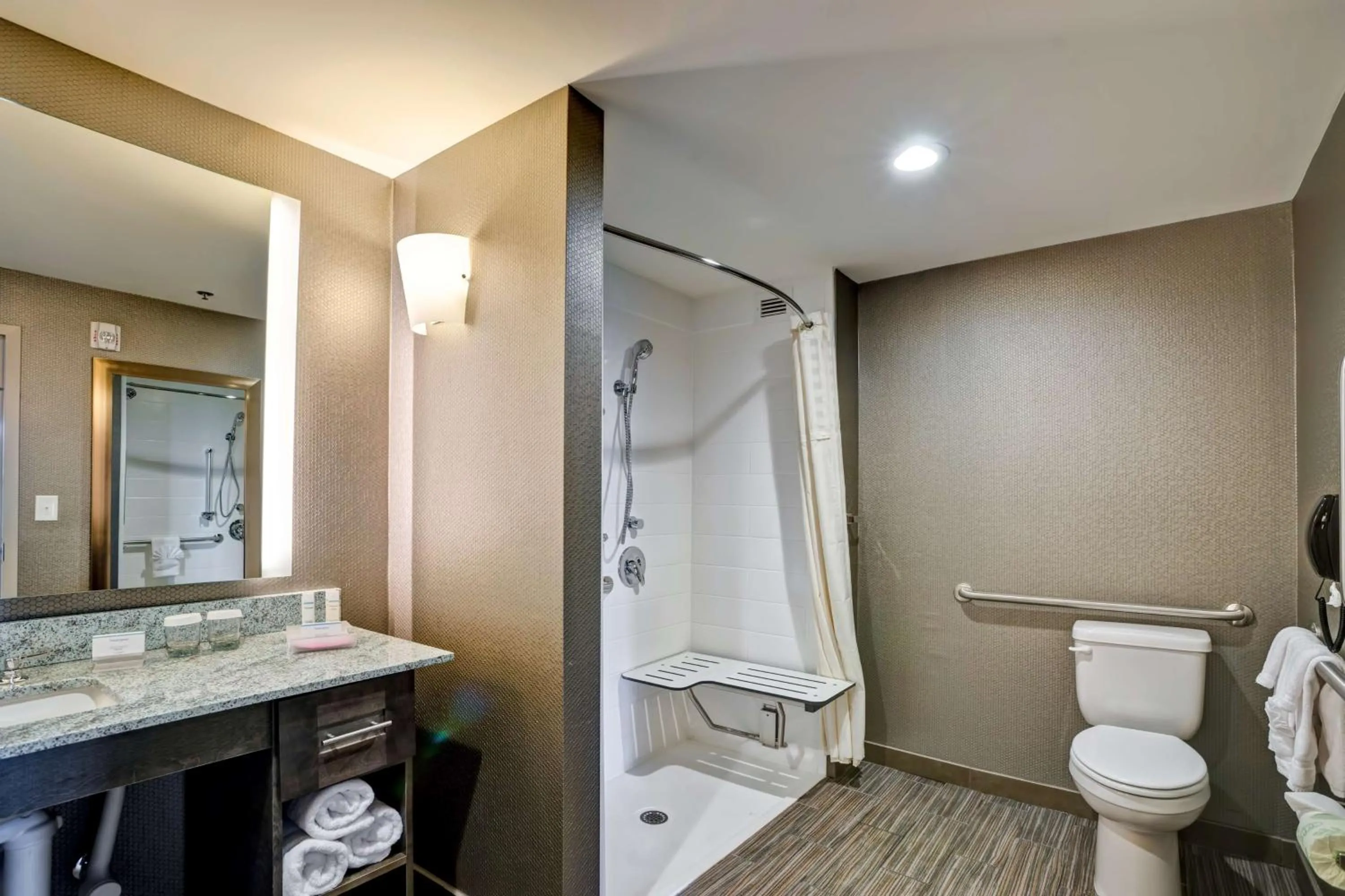Bathroom in Homewood Suites by Hilton Nashville Franklin