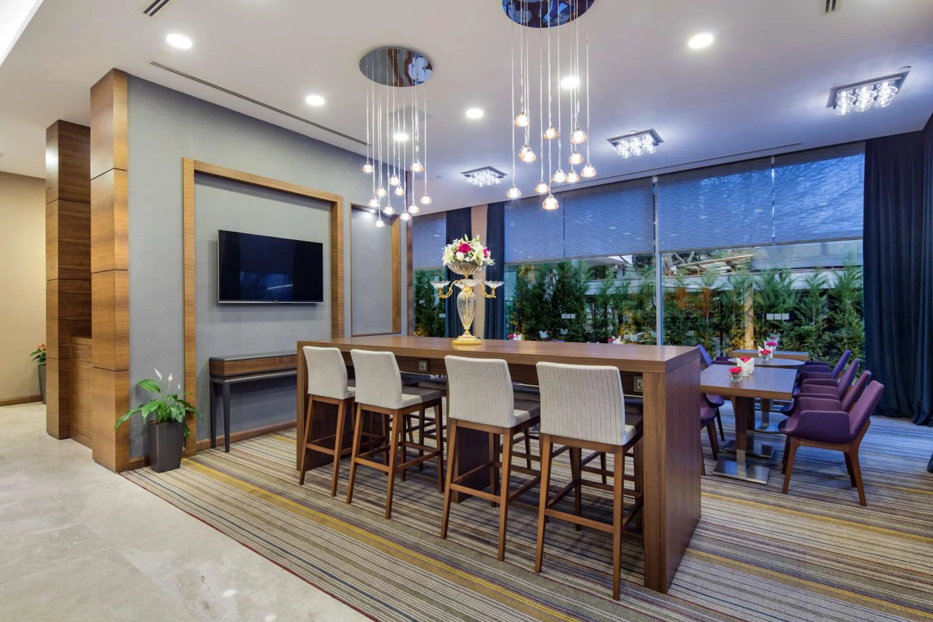 Restaurant/places to eat in Hampton by Hilton Istanbul Atakoy