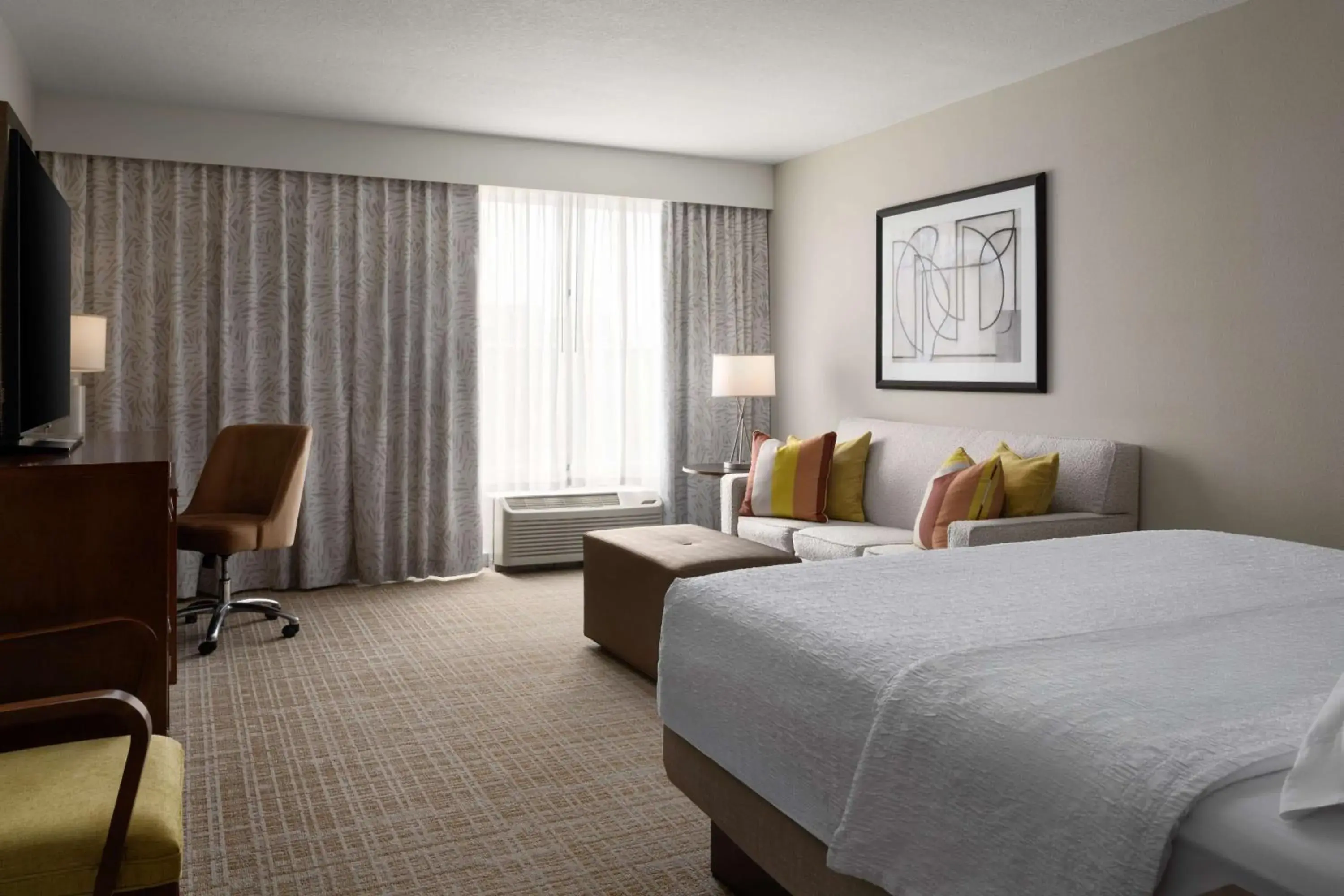 King Room with Sofa Bed - Non-Smoking in Hampton Inn & Suites Orlando/Downtown South - Medical Center King Room with Sofa Bed - Non-Smoking in Hampton Inn & Suites Orlando/Downtown South - Medical Center