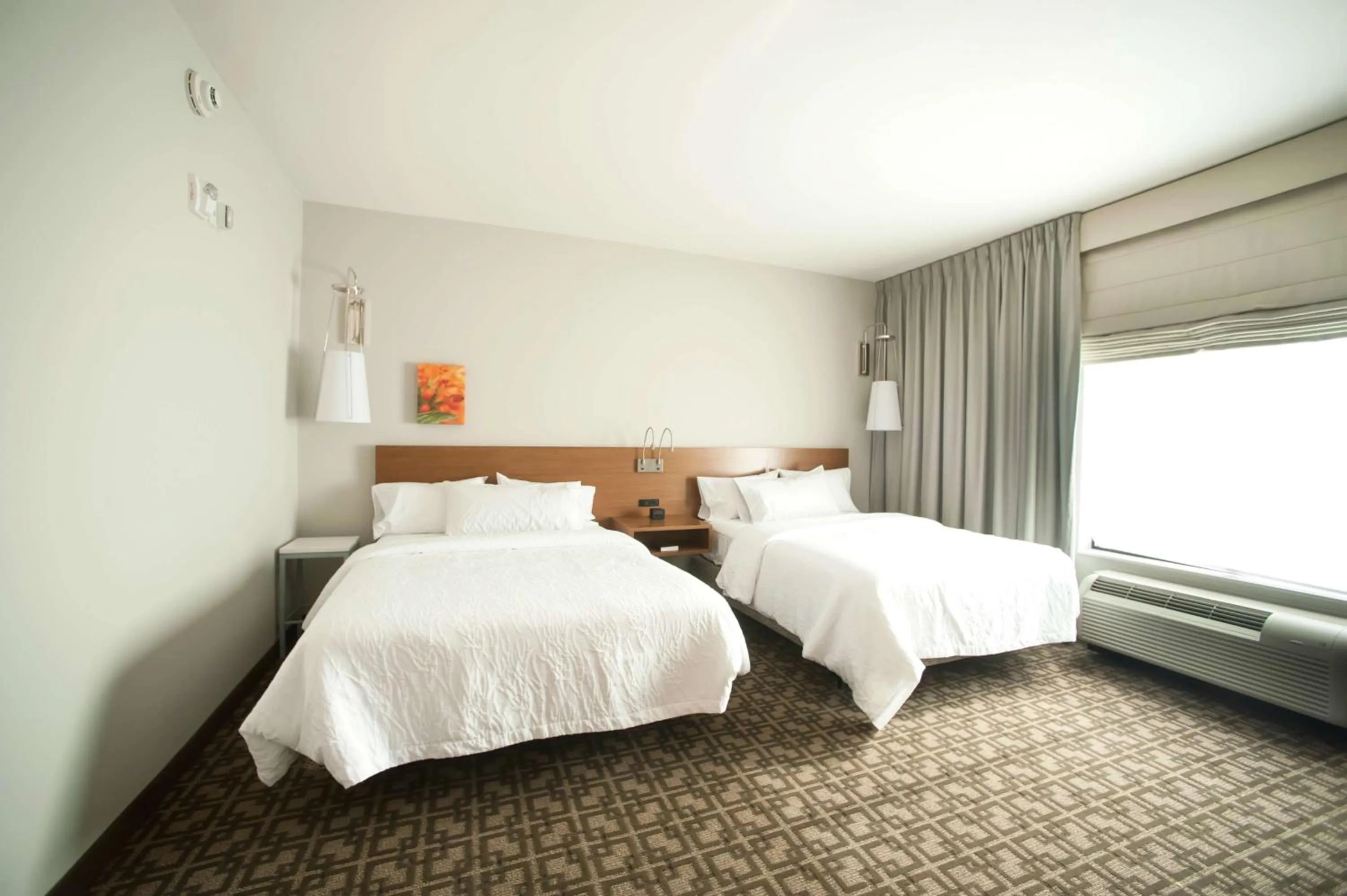 Bed in Hilton Garden Inn San Antonio-Live Oak Conference Center