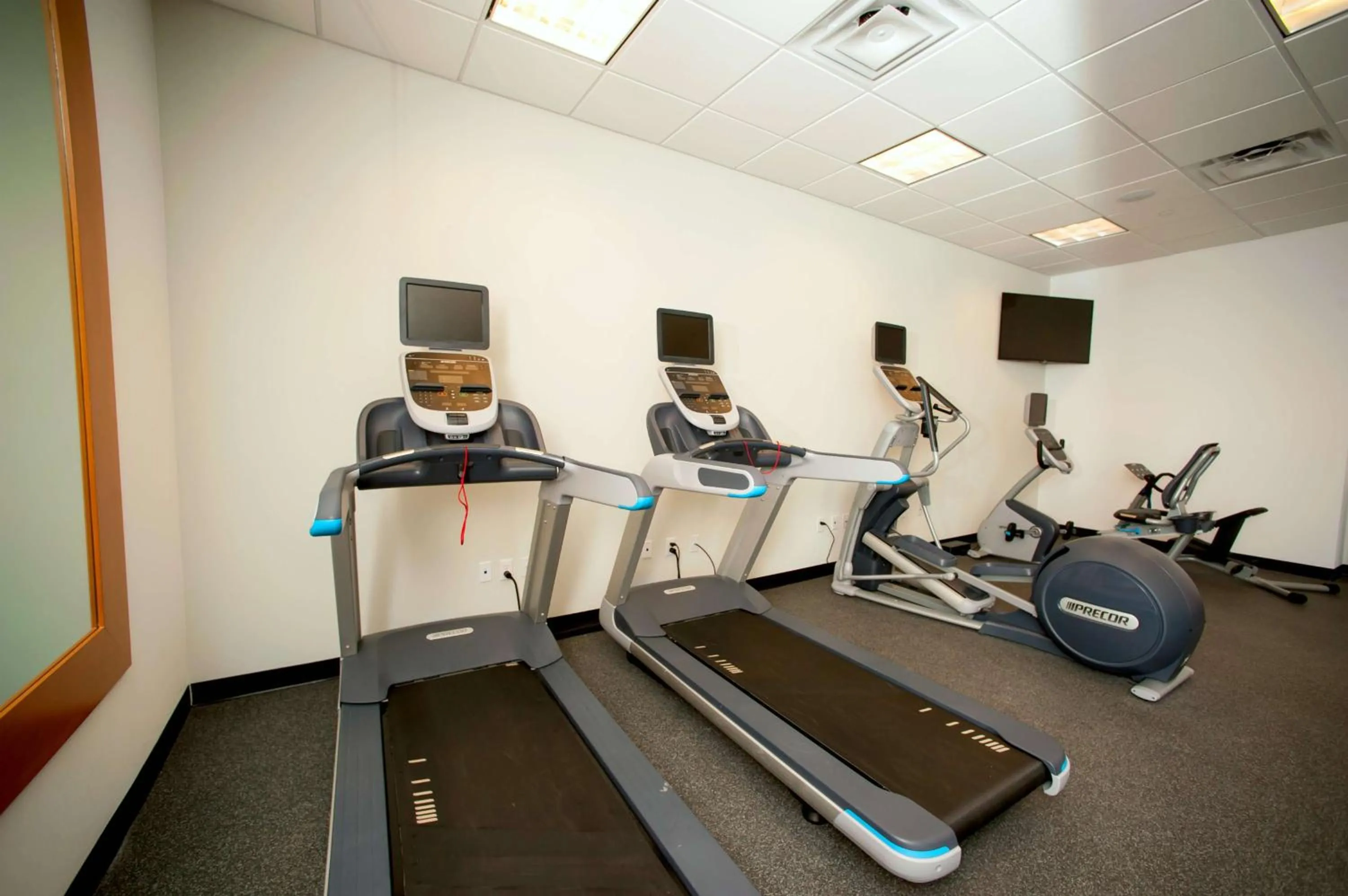 Fitness centre/facilities in Hilton Garden Inn San Antonio-Live Oak Conference Center