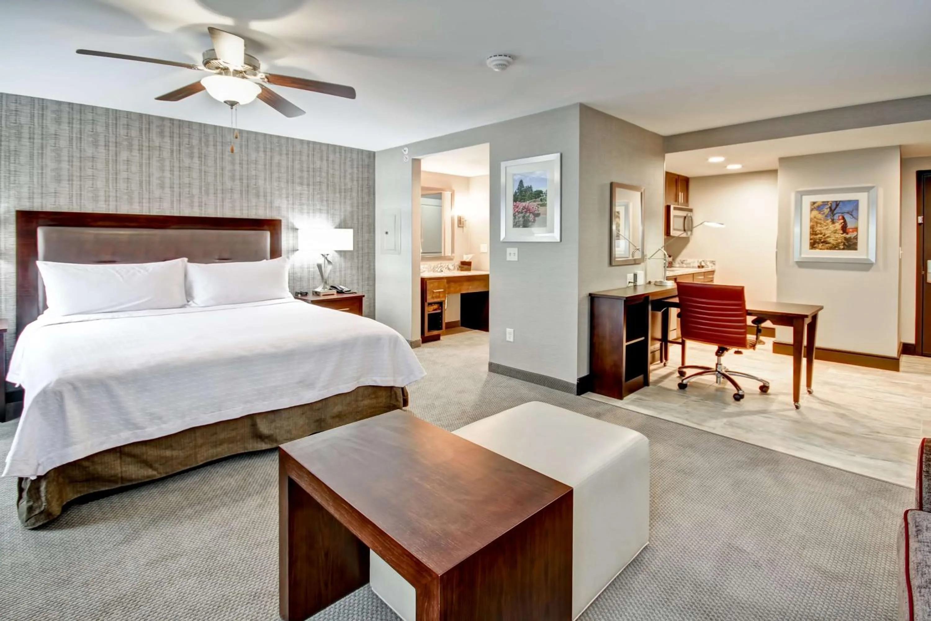 Bedroom, Bed in Homewood Suites by Hilton Bridgewater/Branchburg