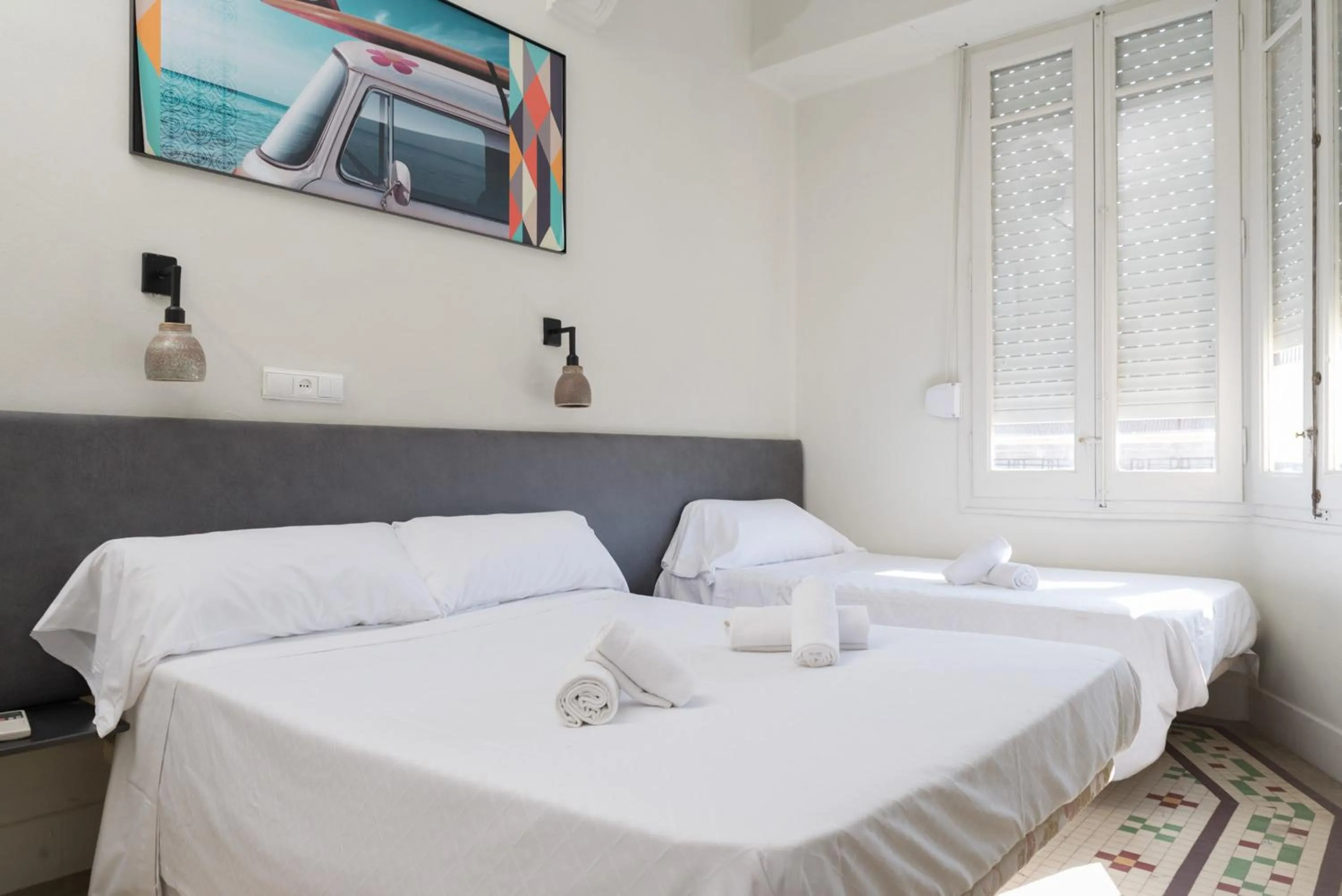 Photo of the whole room, Bed in NWT Central Station Valencia