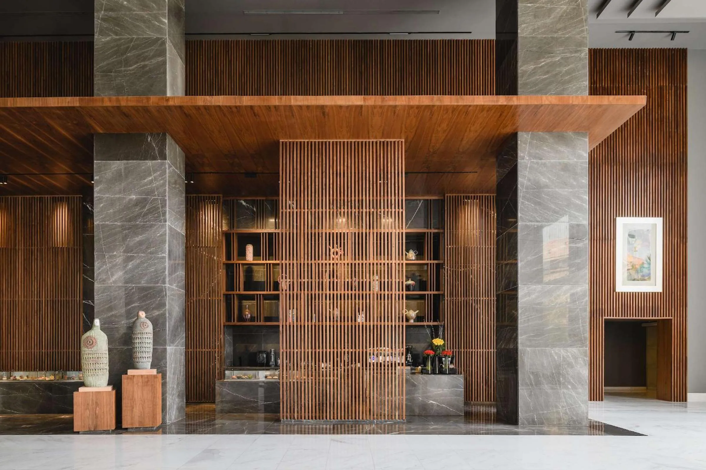 Lounge or bar in Dusit Thani LakeView Cairo