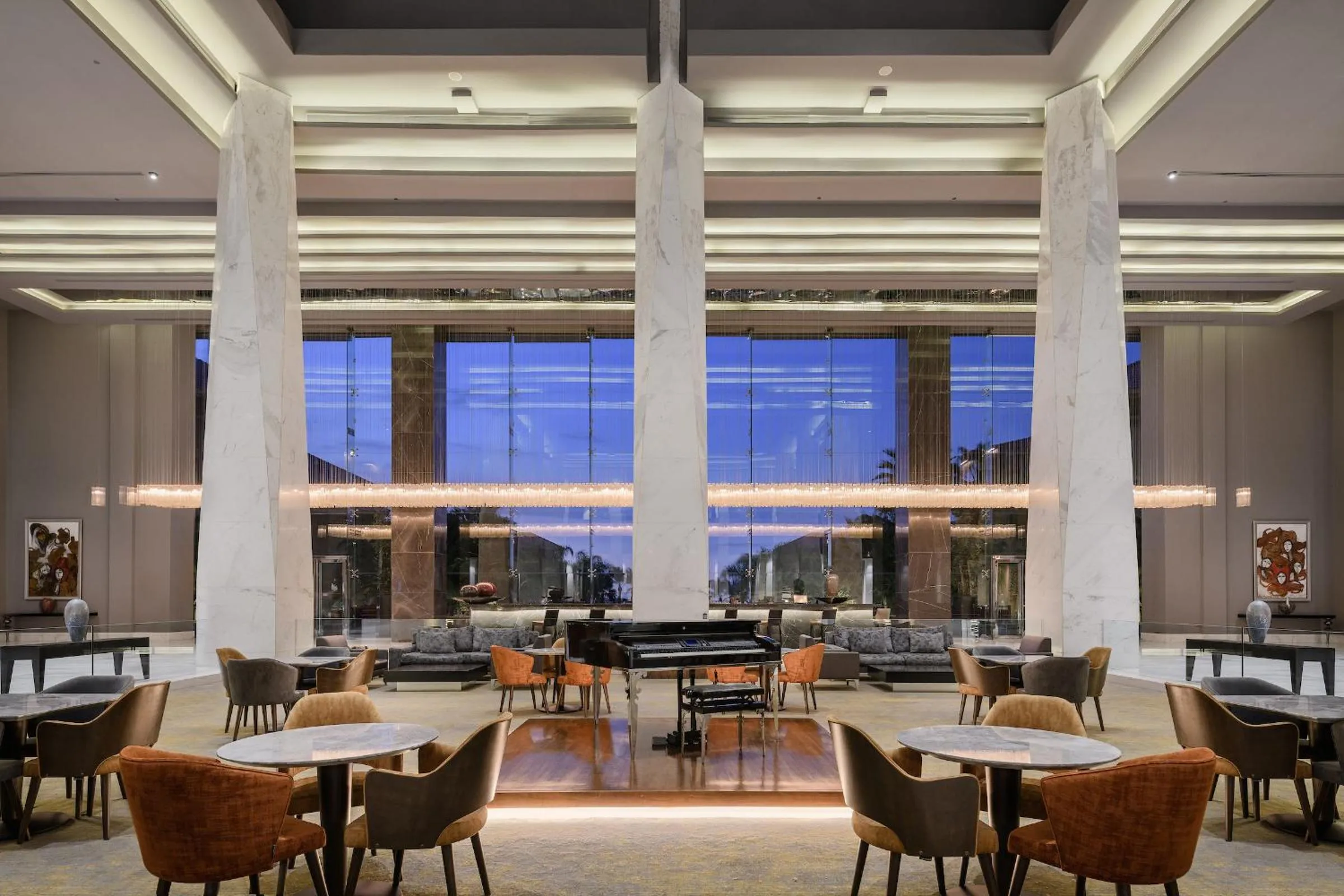 Lobby or reception in Dusit Thani LakeView Cairo