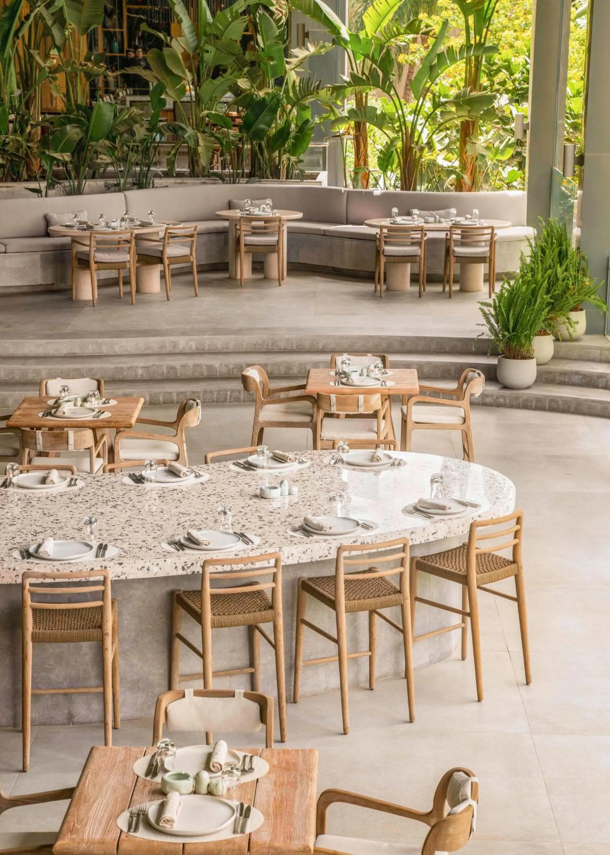 Restaurant/places to eat in Dusit Thani LakeView Cairo