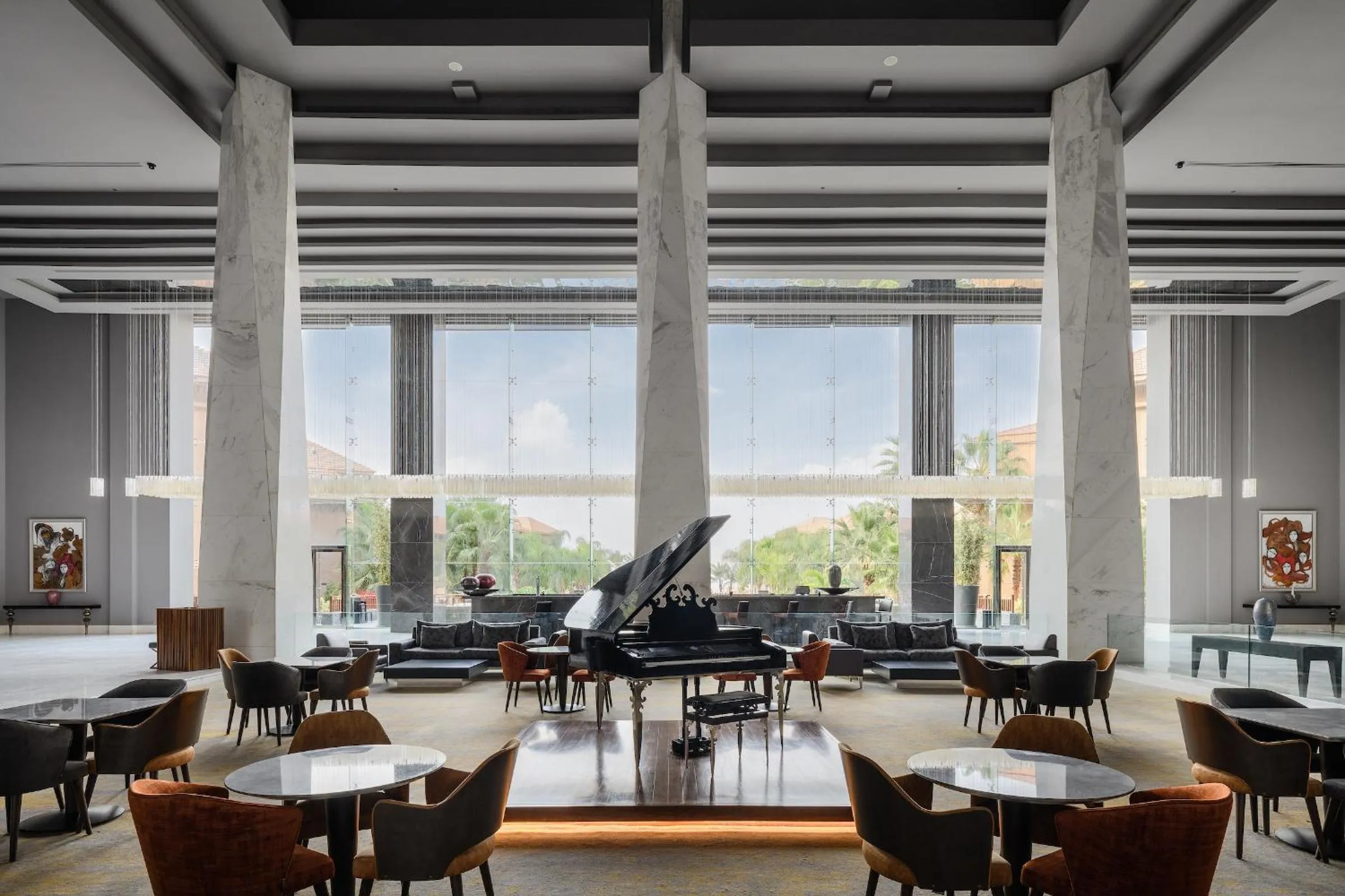 Lobby or reception in Dusit Thani LakeView Cairo