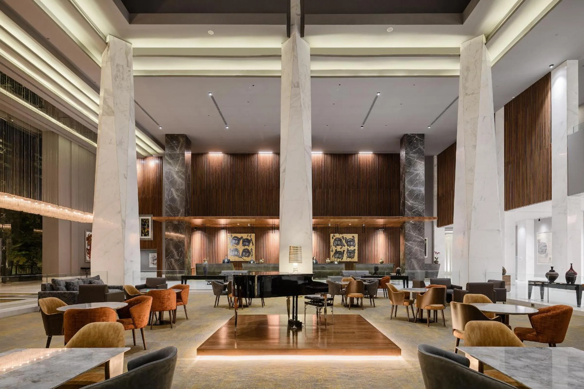 Lobby or reception in Dusit Thani LakeView Cairo