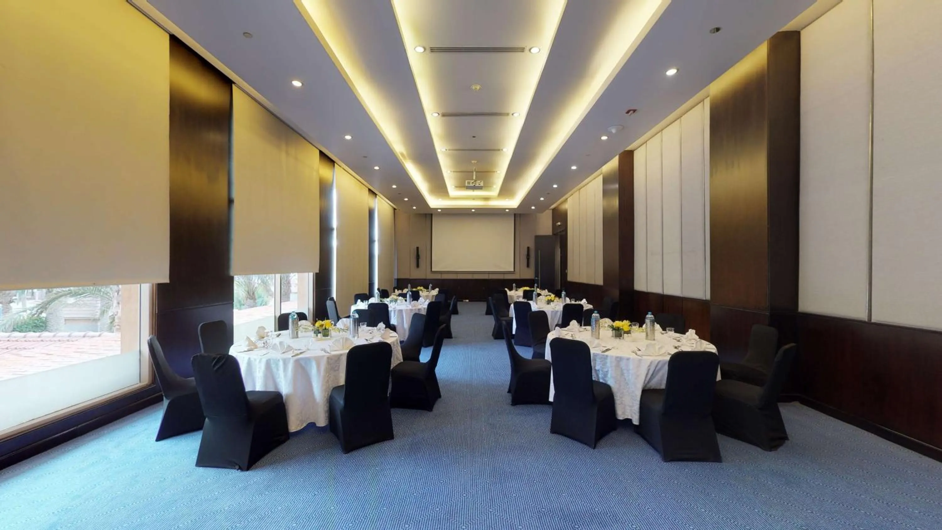 Meeting/conference room in Dusit Thani LakeView Cairo