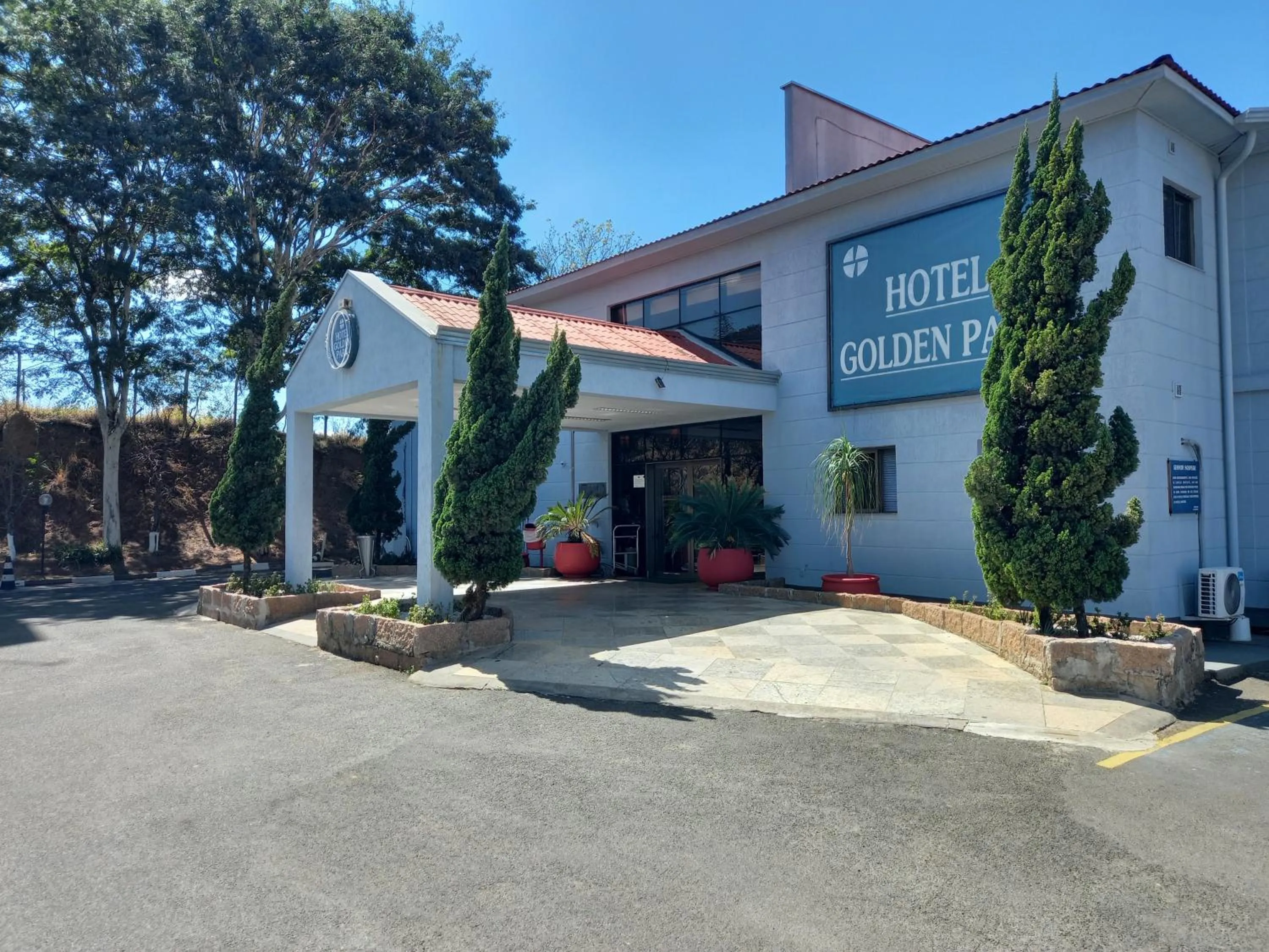 Property building in Hotel Golden Park Campinas Viracopos By Nacional Inn