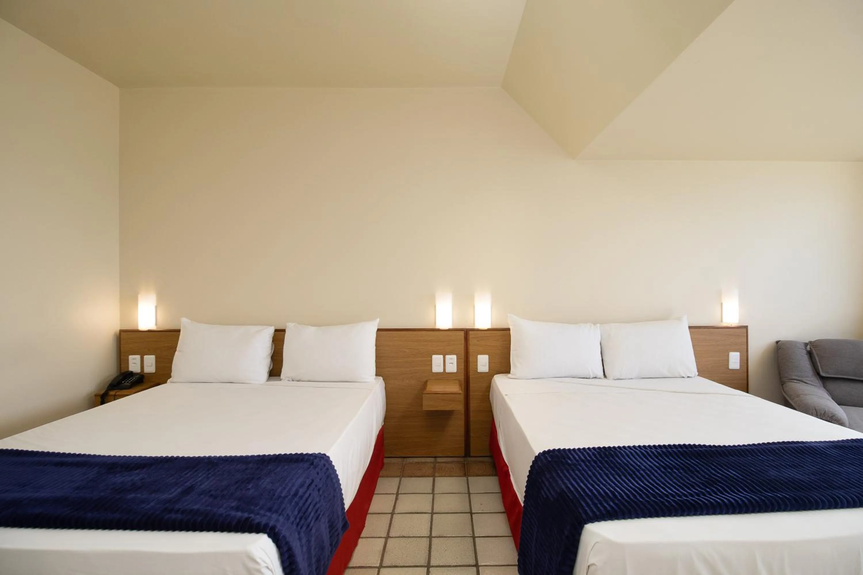 Photo of the whole room, Bed in Hotel Dan Inn Mar Piedade - Grande Recife By Nacional Inn