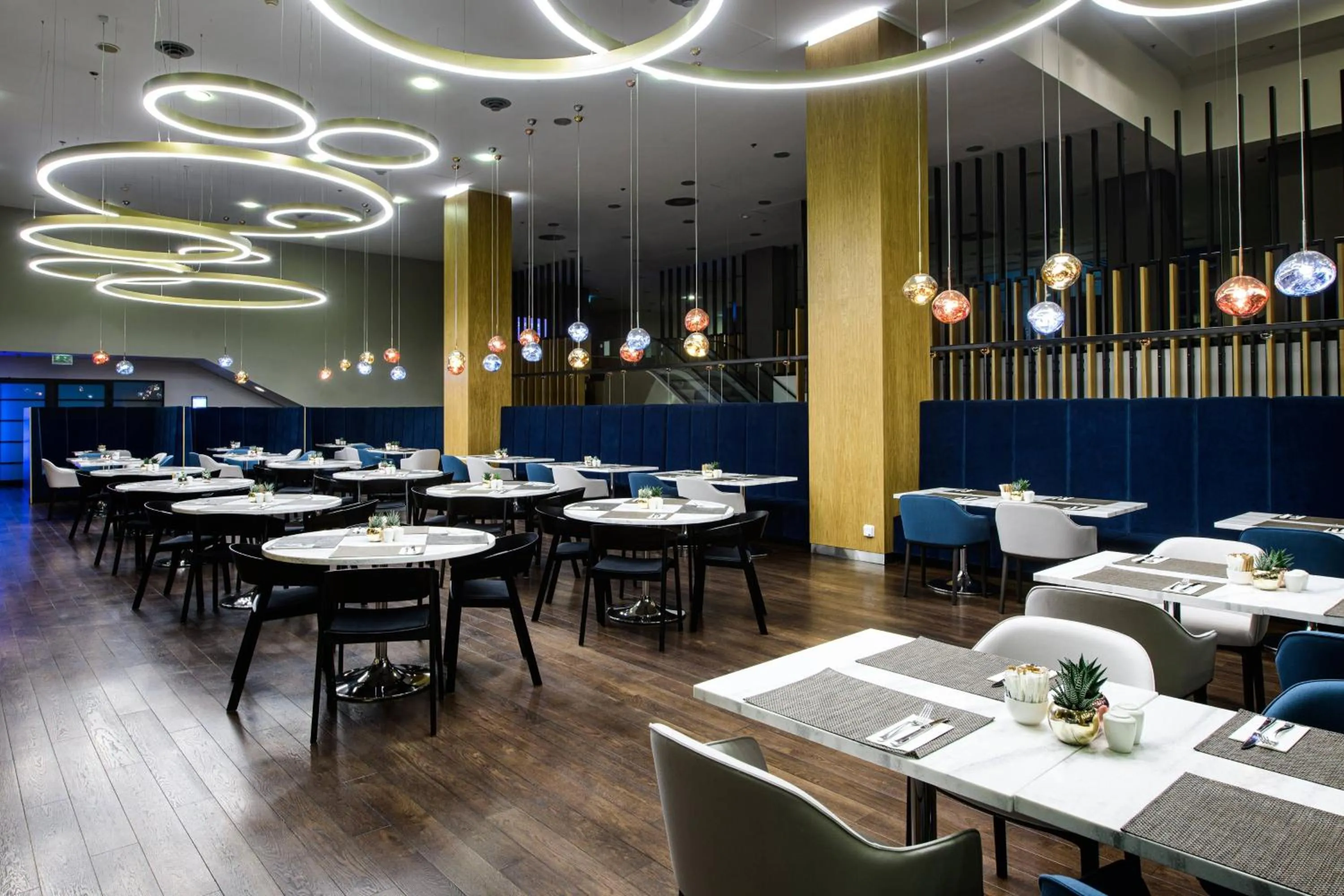 Restaurant/places to eat in Courtyard by Marriott Warsaw Airport