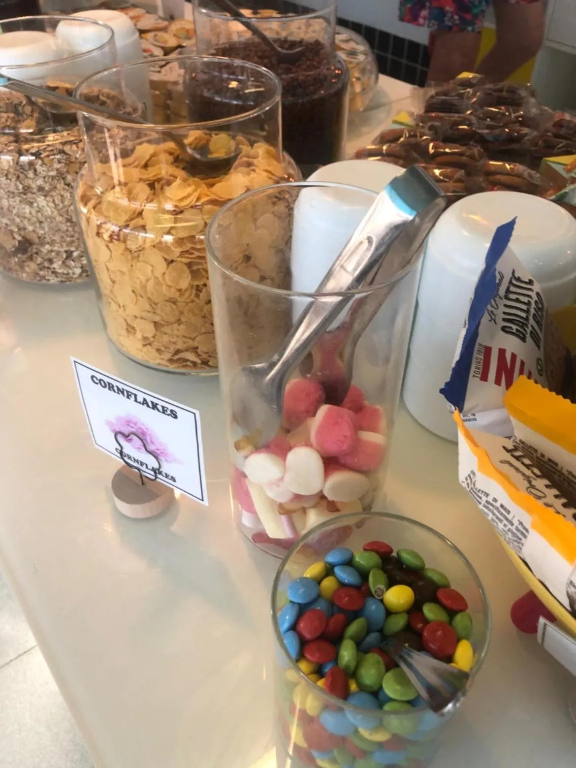 Breakfast in Hotel Adelphi