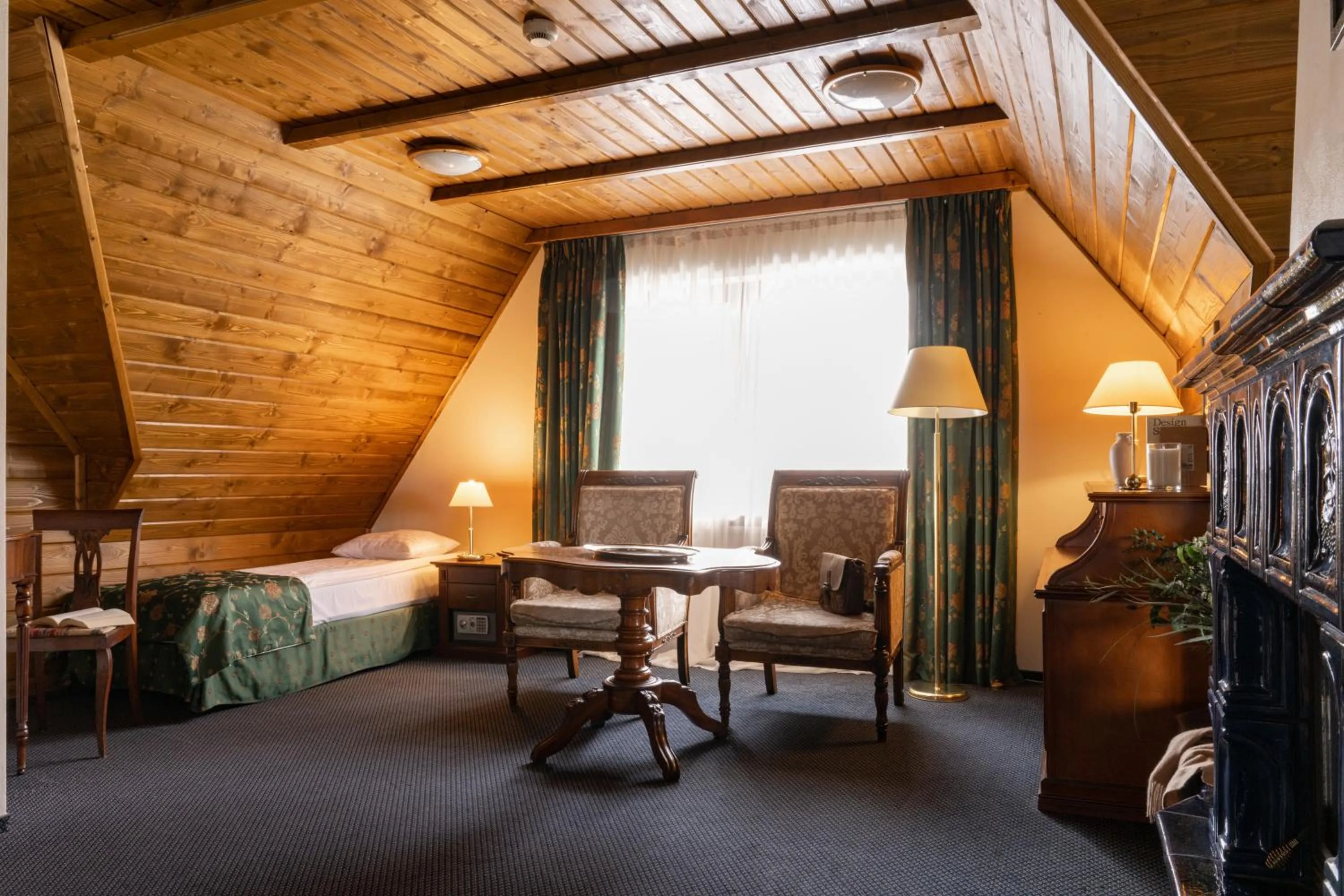 Living room, Bed in Czarny Potok Wellness & Spa Zakopane Centrum