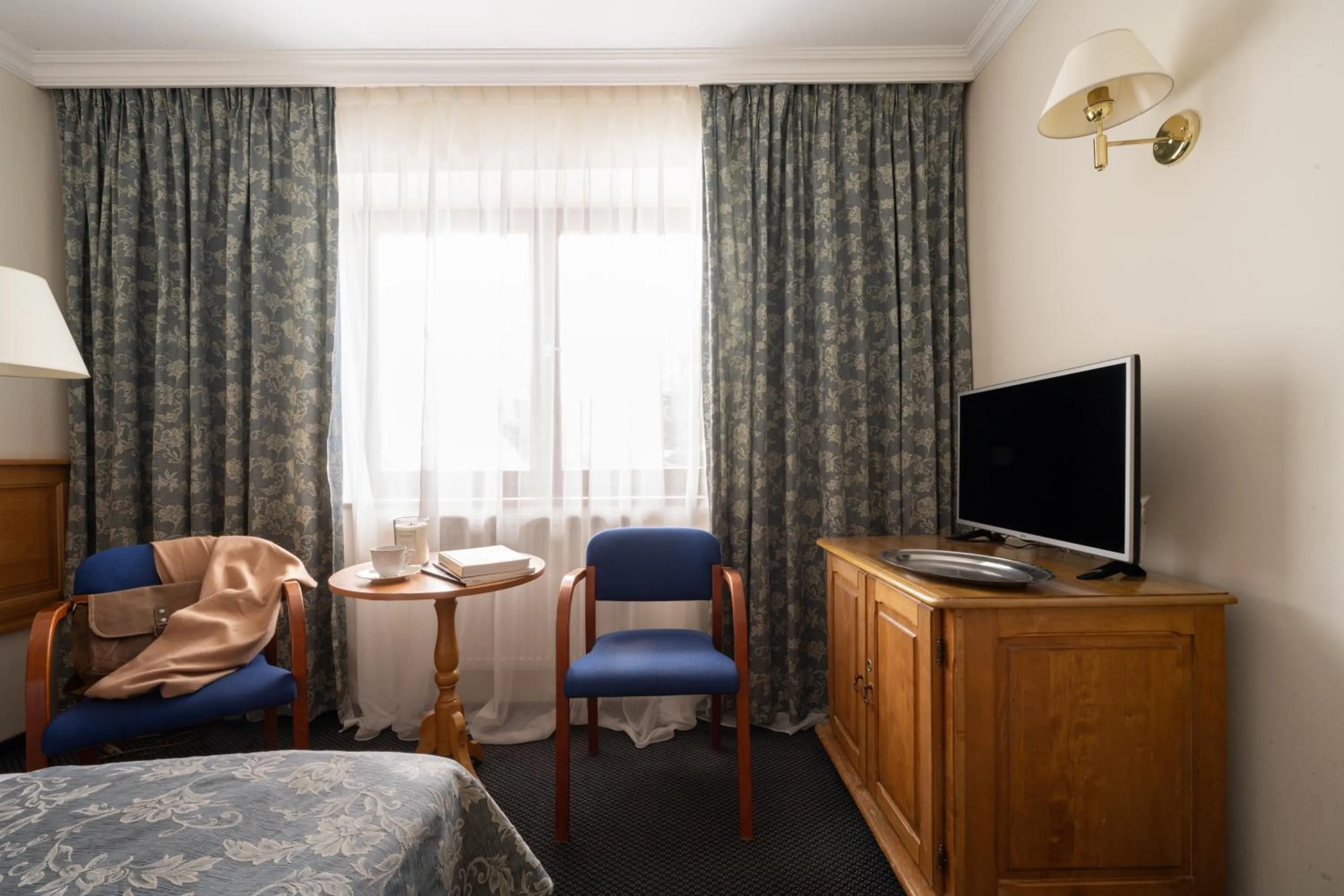 TV and multimedia, Bed in Czarny Potok Wellness & Spa Zakopane Centrum