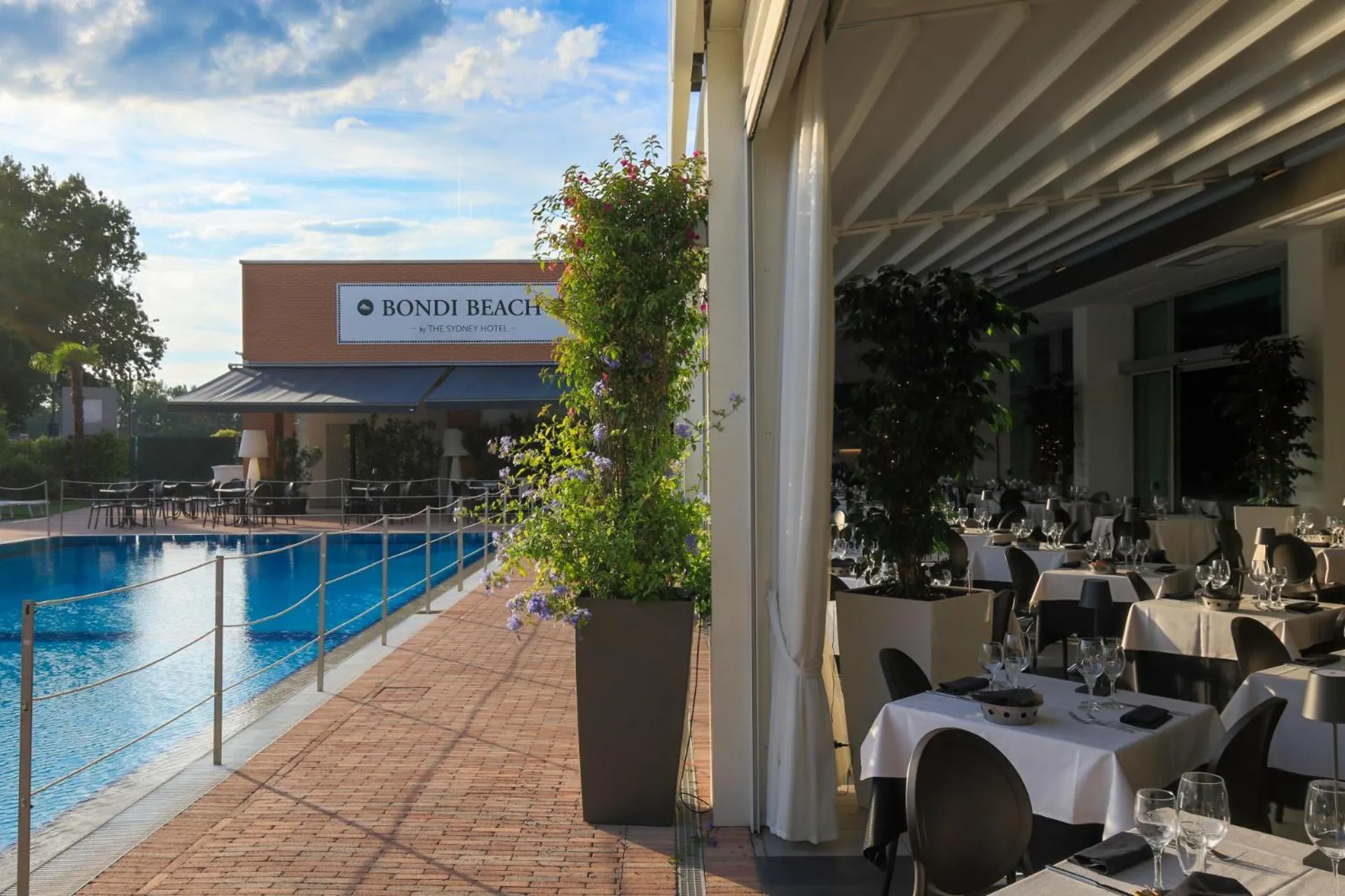 Restaurant/places to eat in MICHELINO 75 by the Sydney Hotel