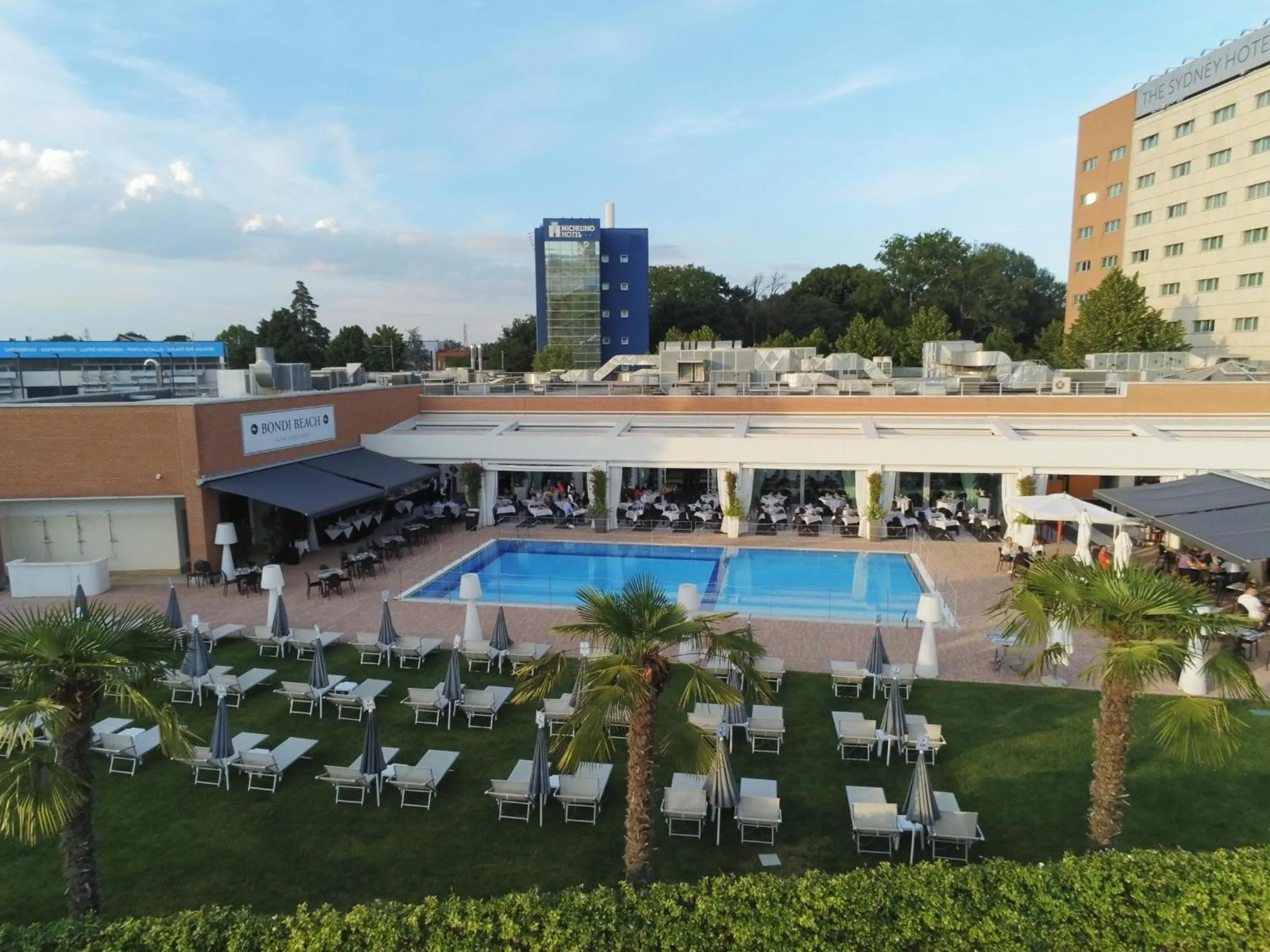Swimming pool in MICHELINO 75 by the Sydney Hotel