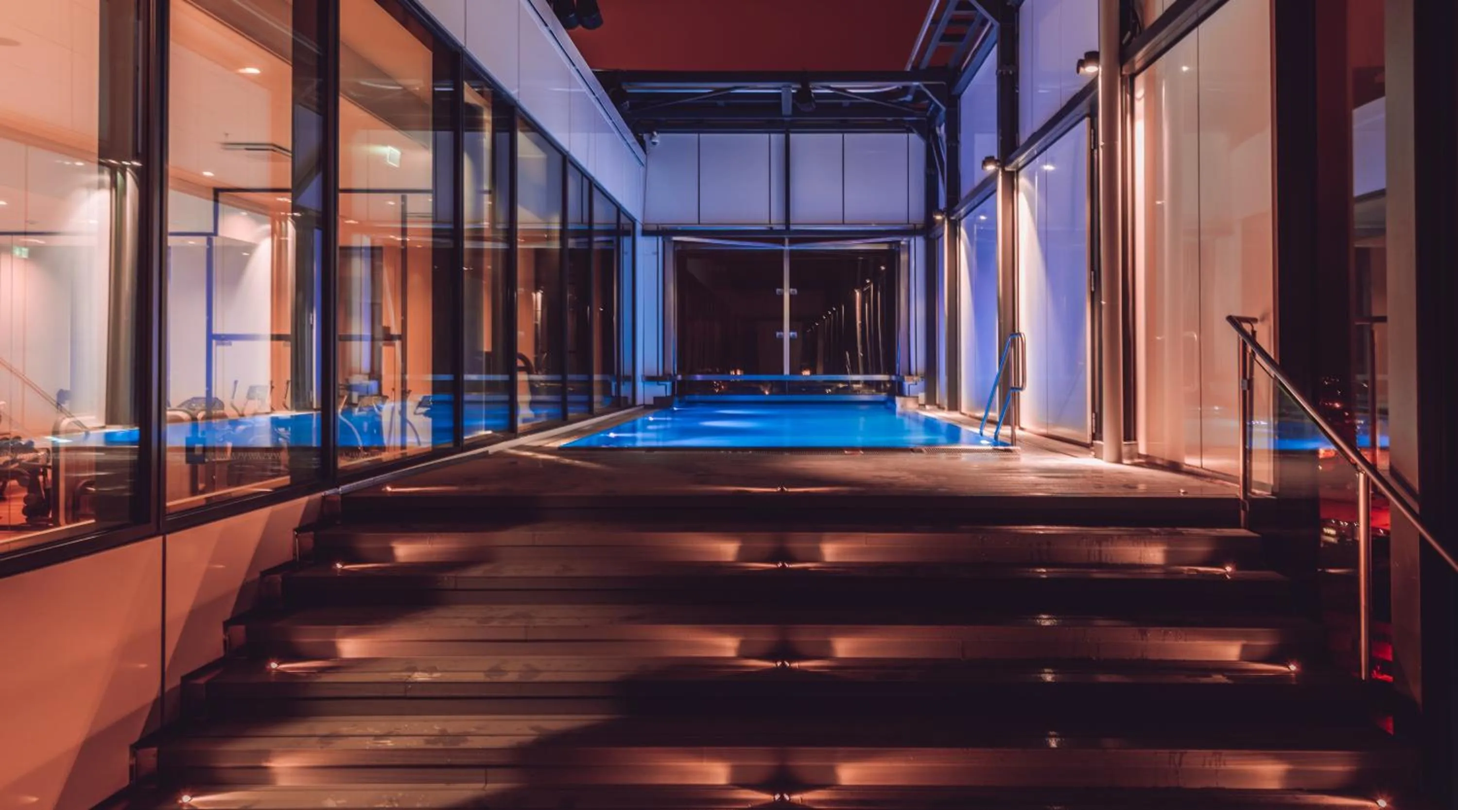 Swimming pool in Clarion Hotel Helsinki