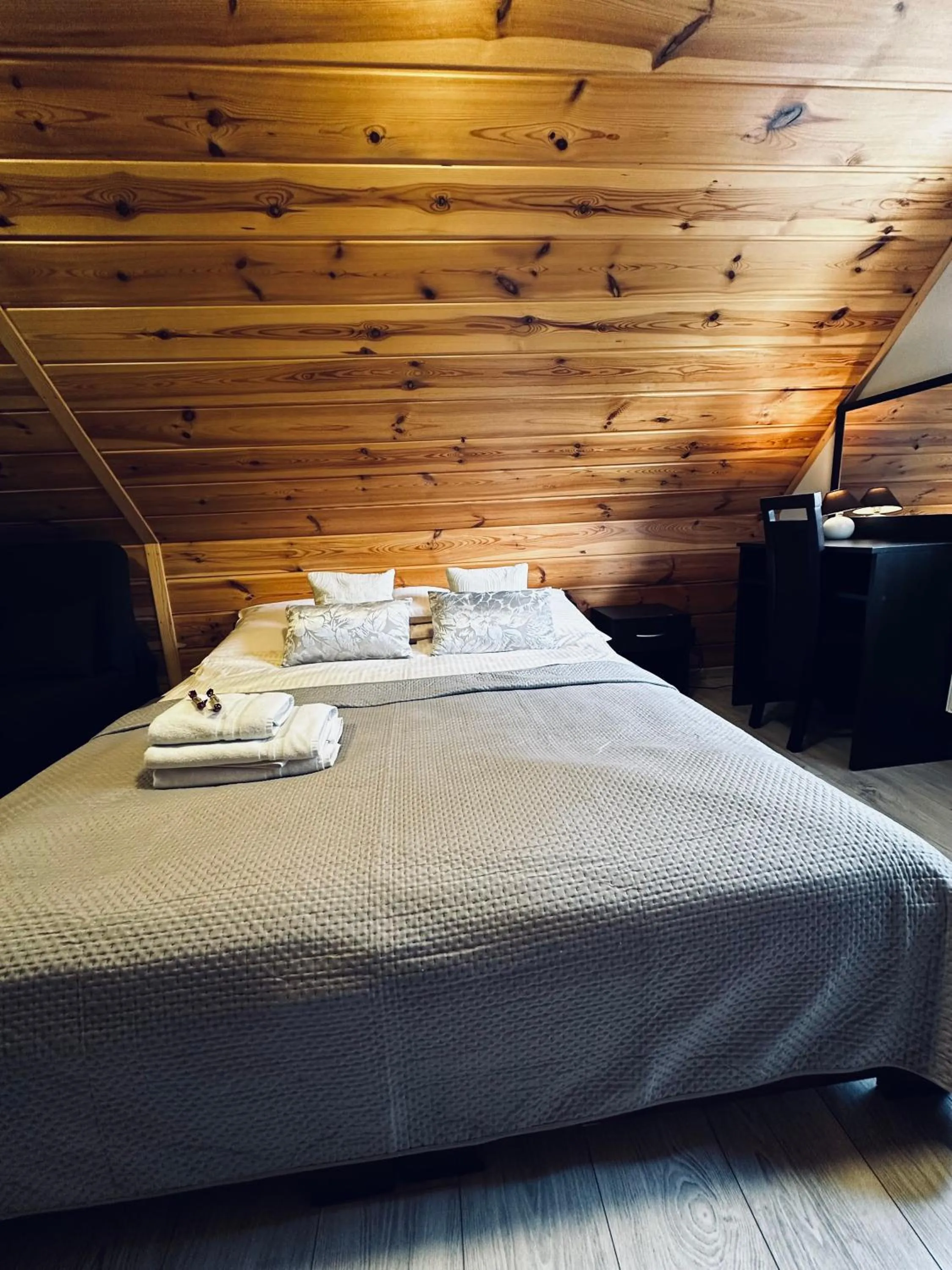 Bed in Willa Amaretto