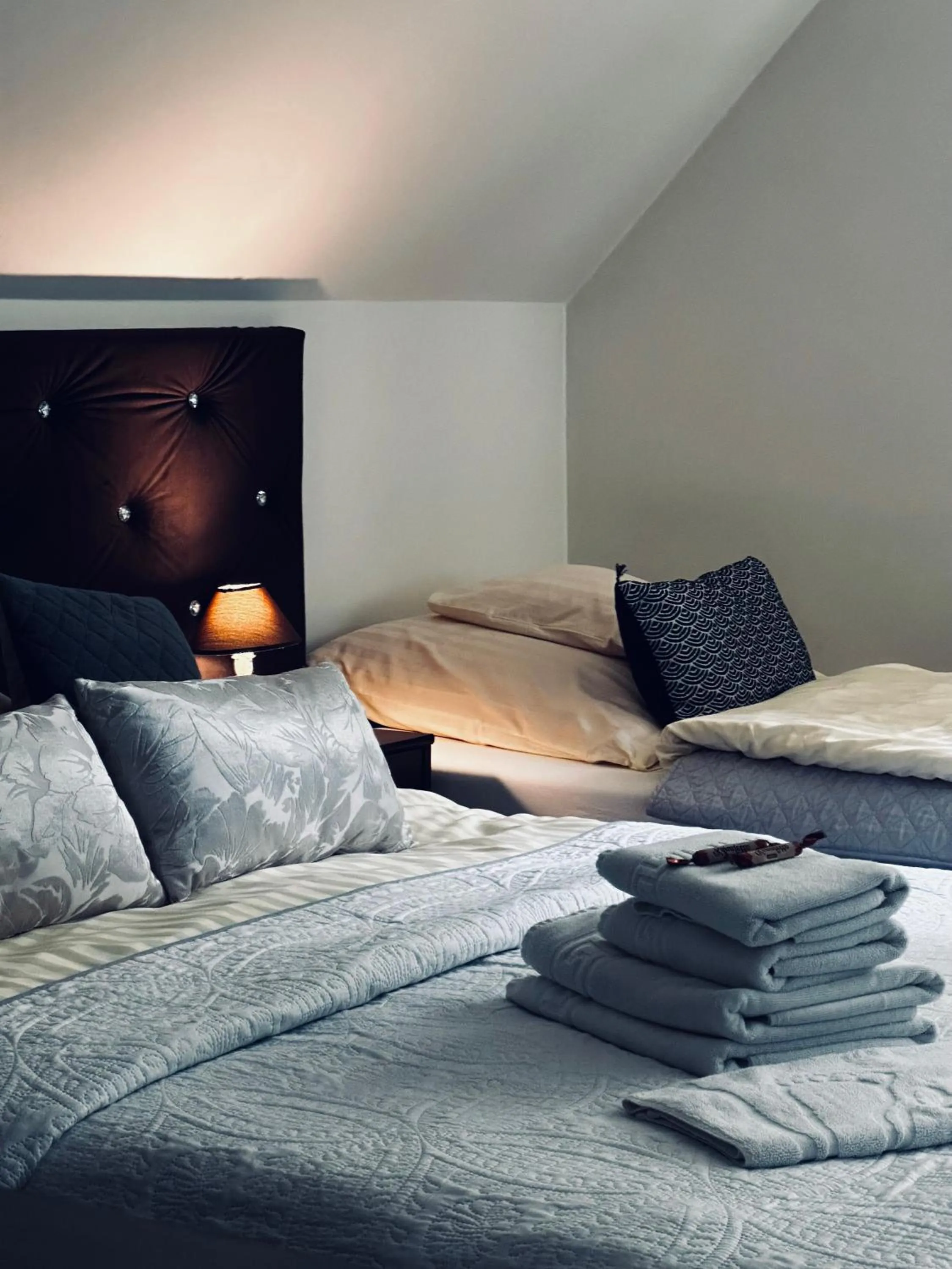 Bed in Willa Amaretto