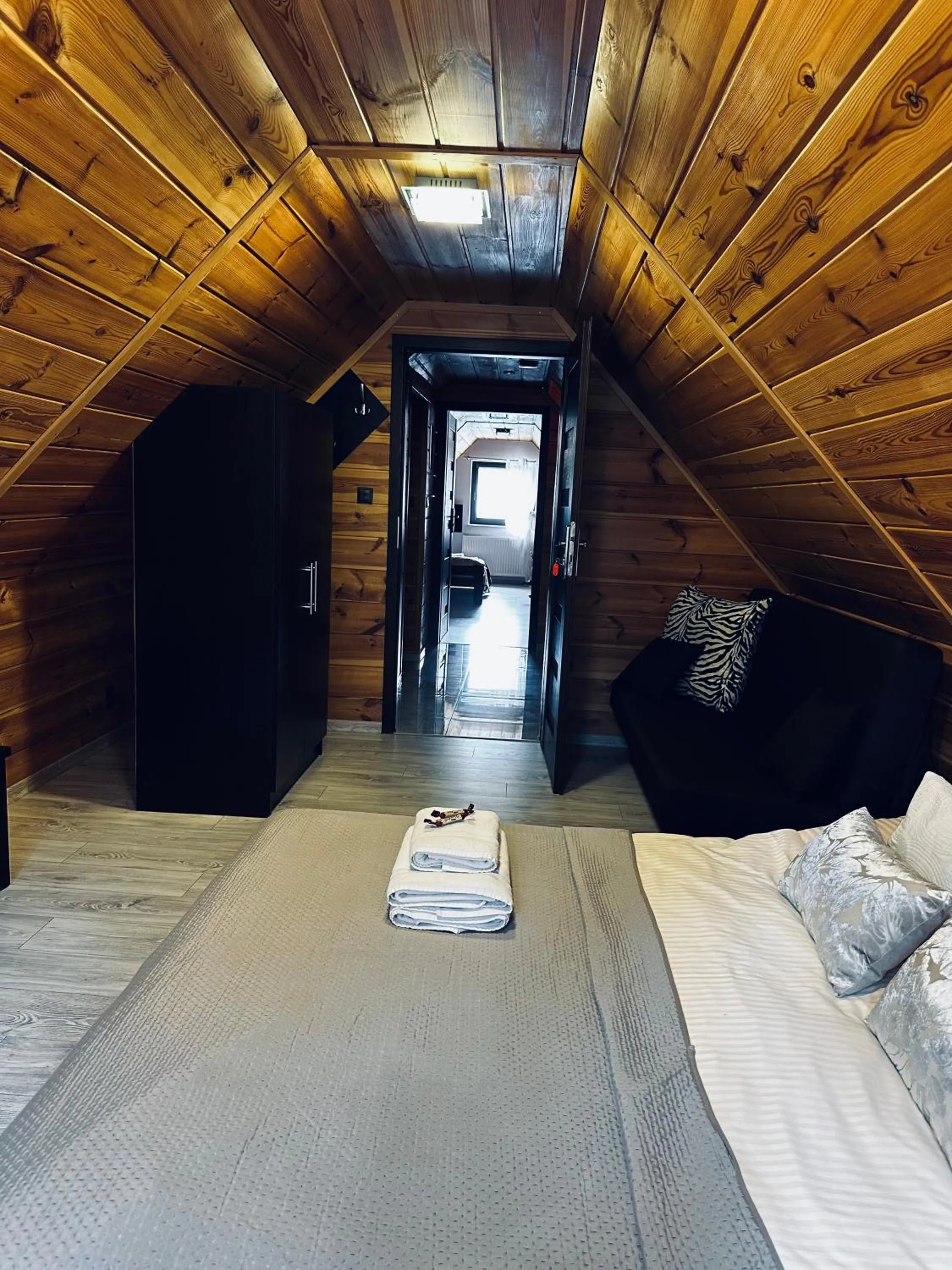 Bed in Willa Amaretto