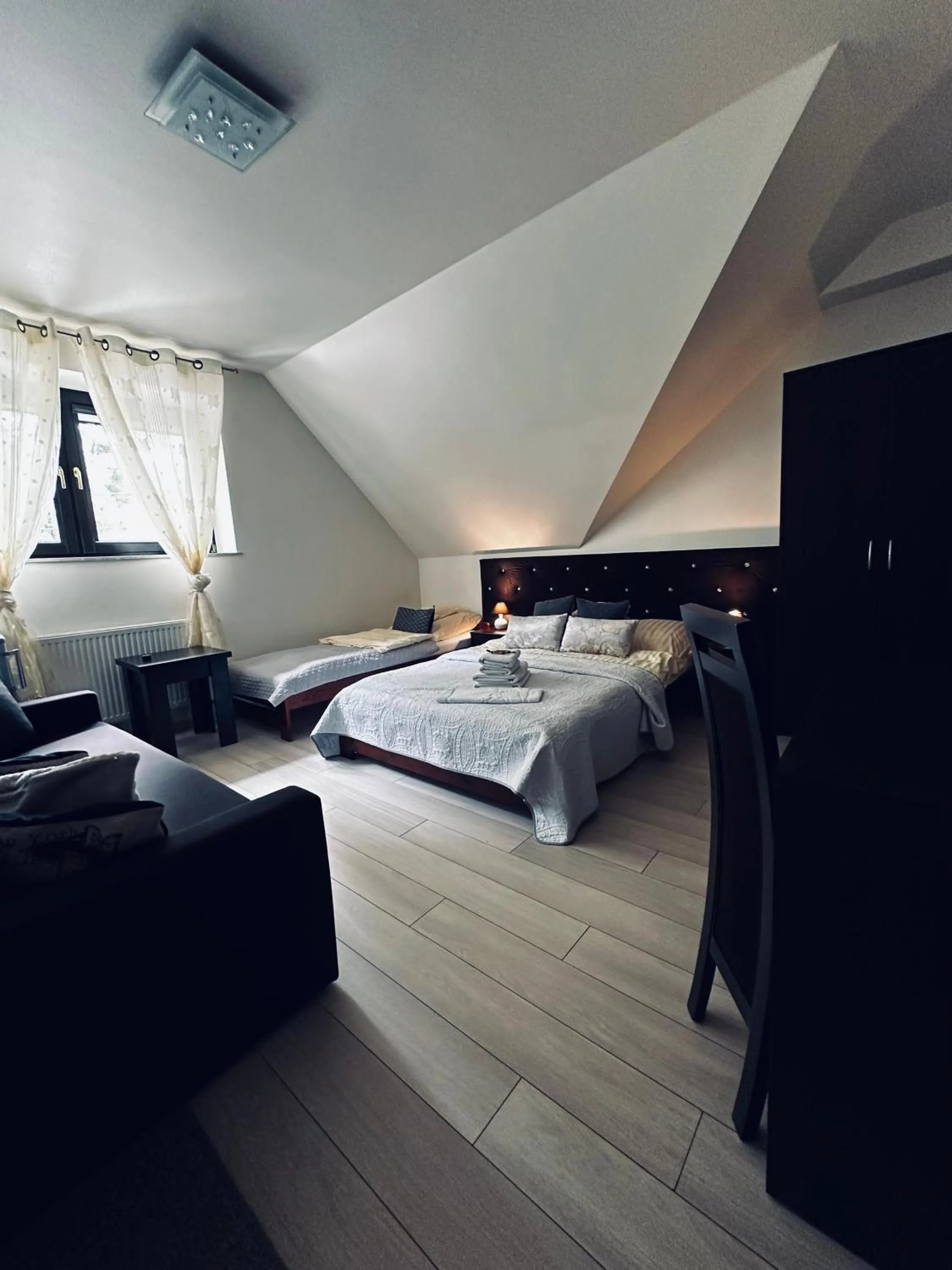 Bed in Willa Amaretto