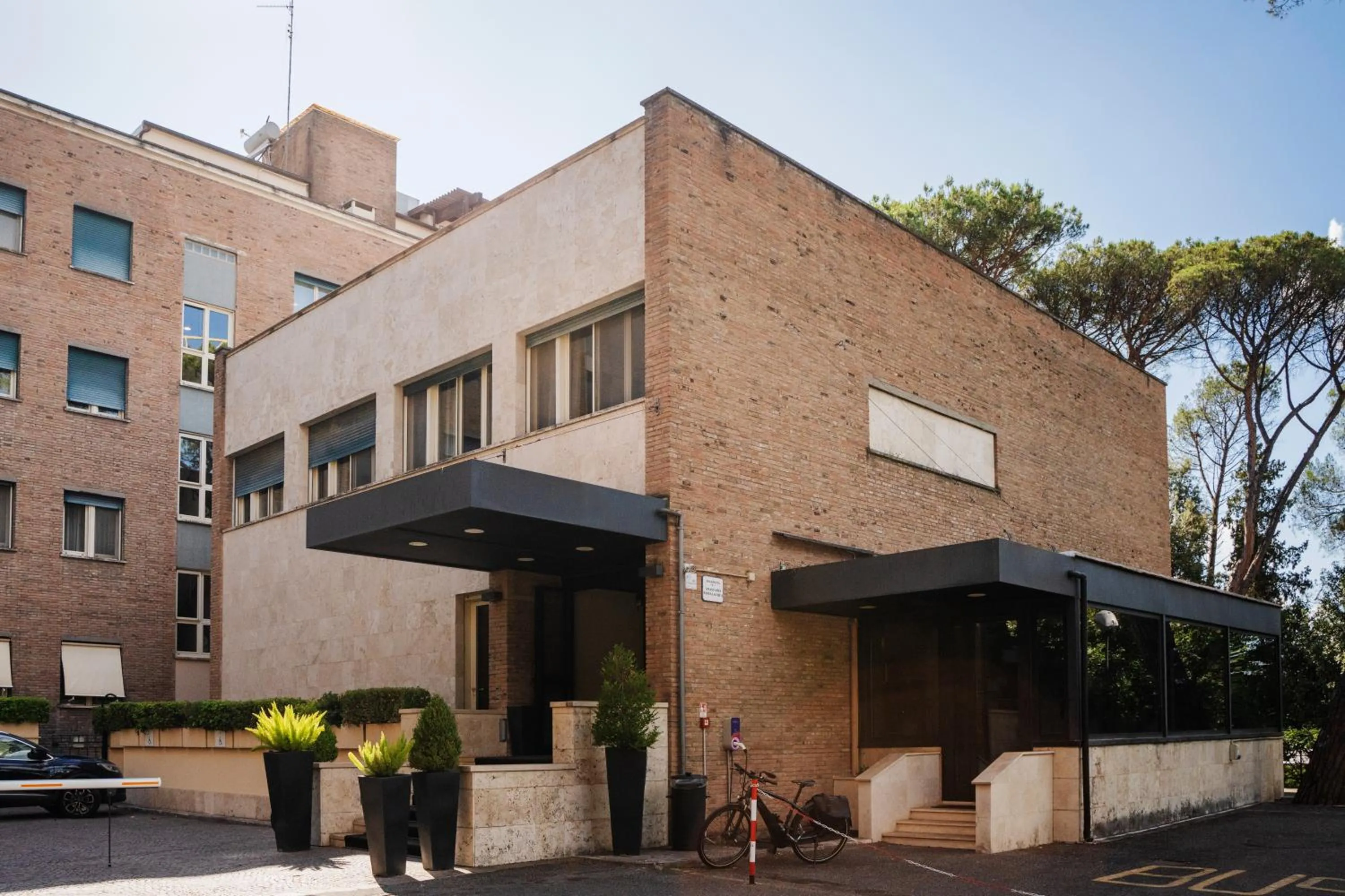 Facade/entrance in Hotel Villa Maria Regina
