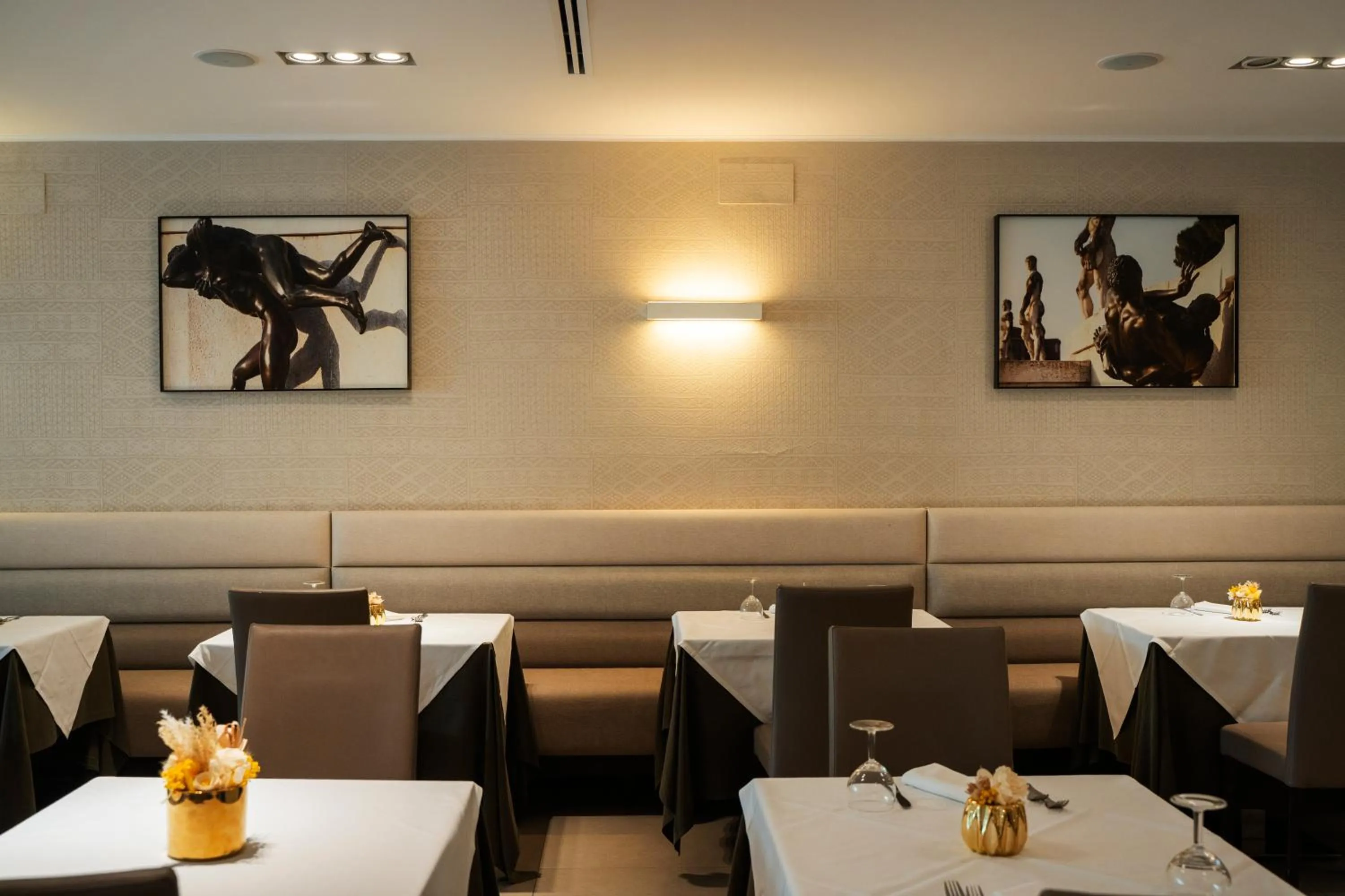 Restaurant/places to eat in Hotel Villa Maria Regina