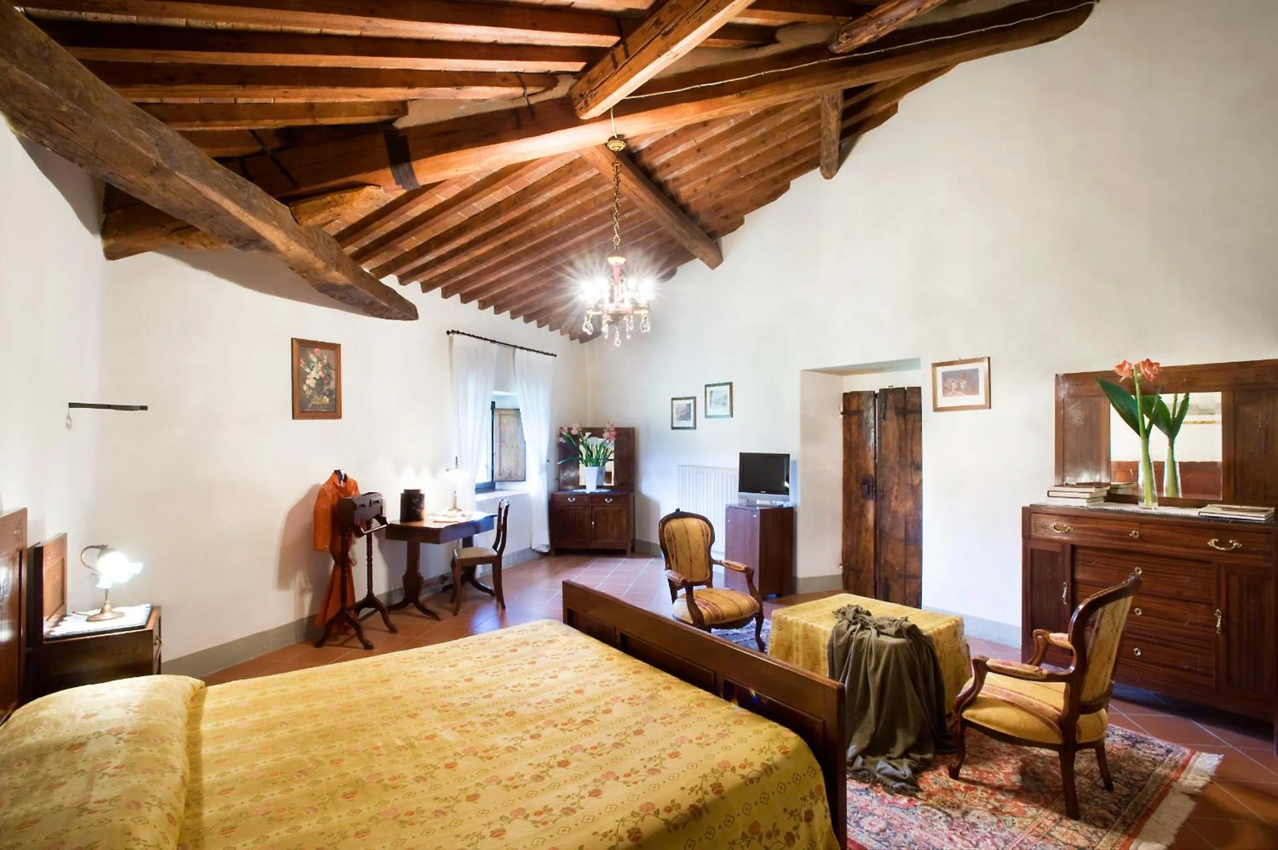 Photo of the whole room, Bed in Villa Campestri Olive Oil Resort