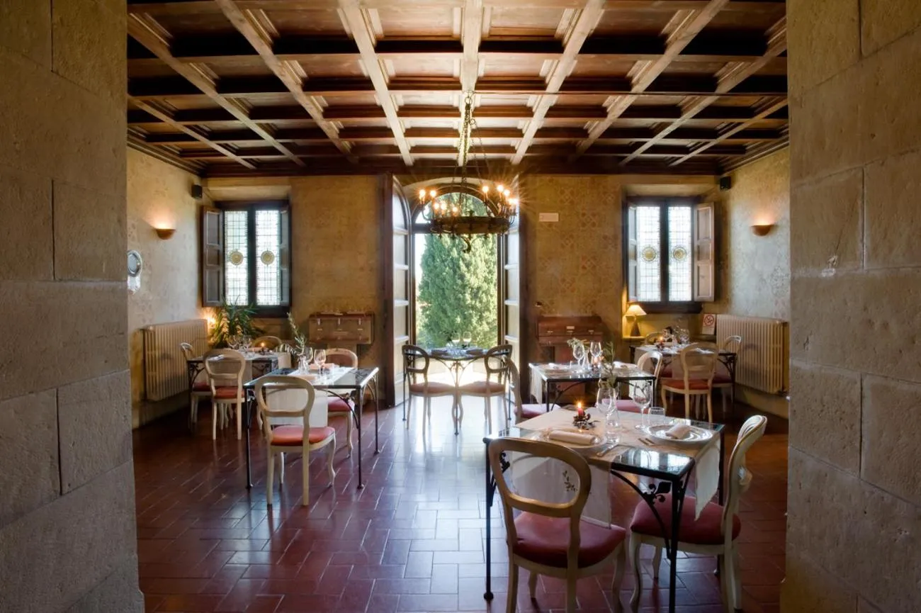 Restaurant/places to eat in Villa Campestri Olive Oil Resort