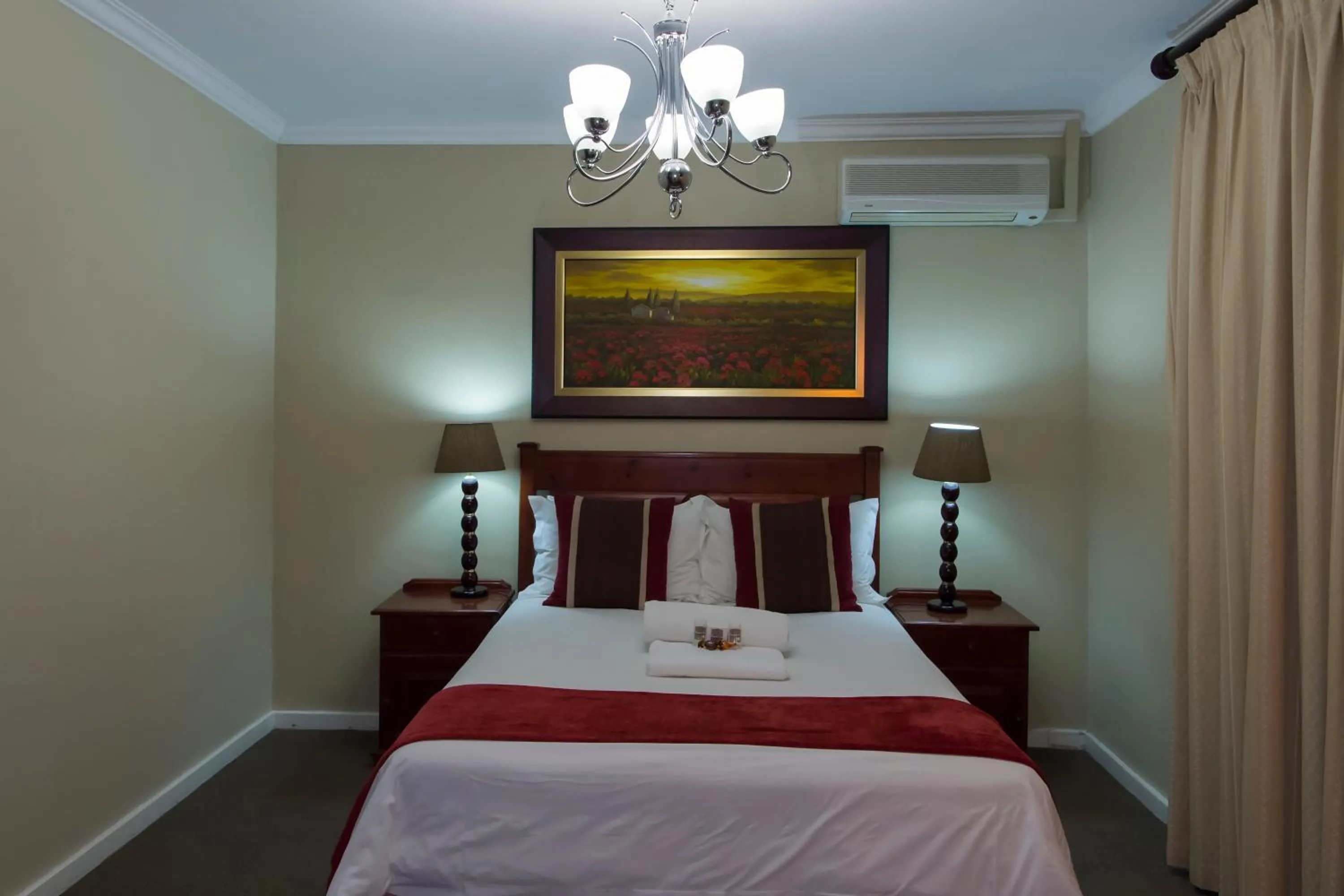 Bed in Bayswater Lodge