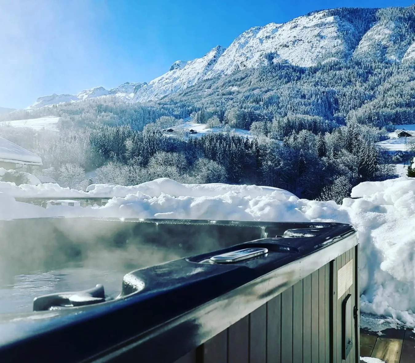 Hot Tub in Auberge Du Fraizier