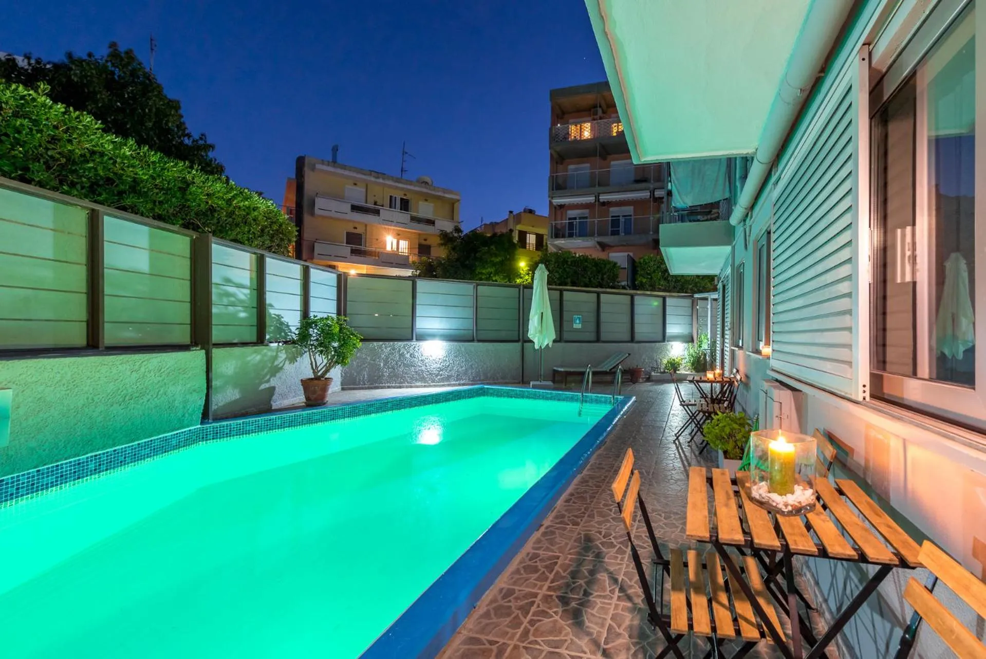 Swimming pool in 7Palms