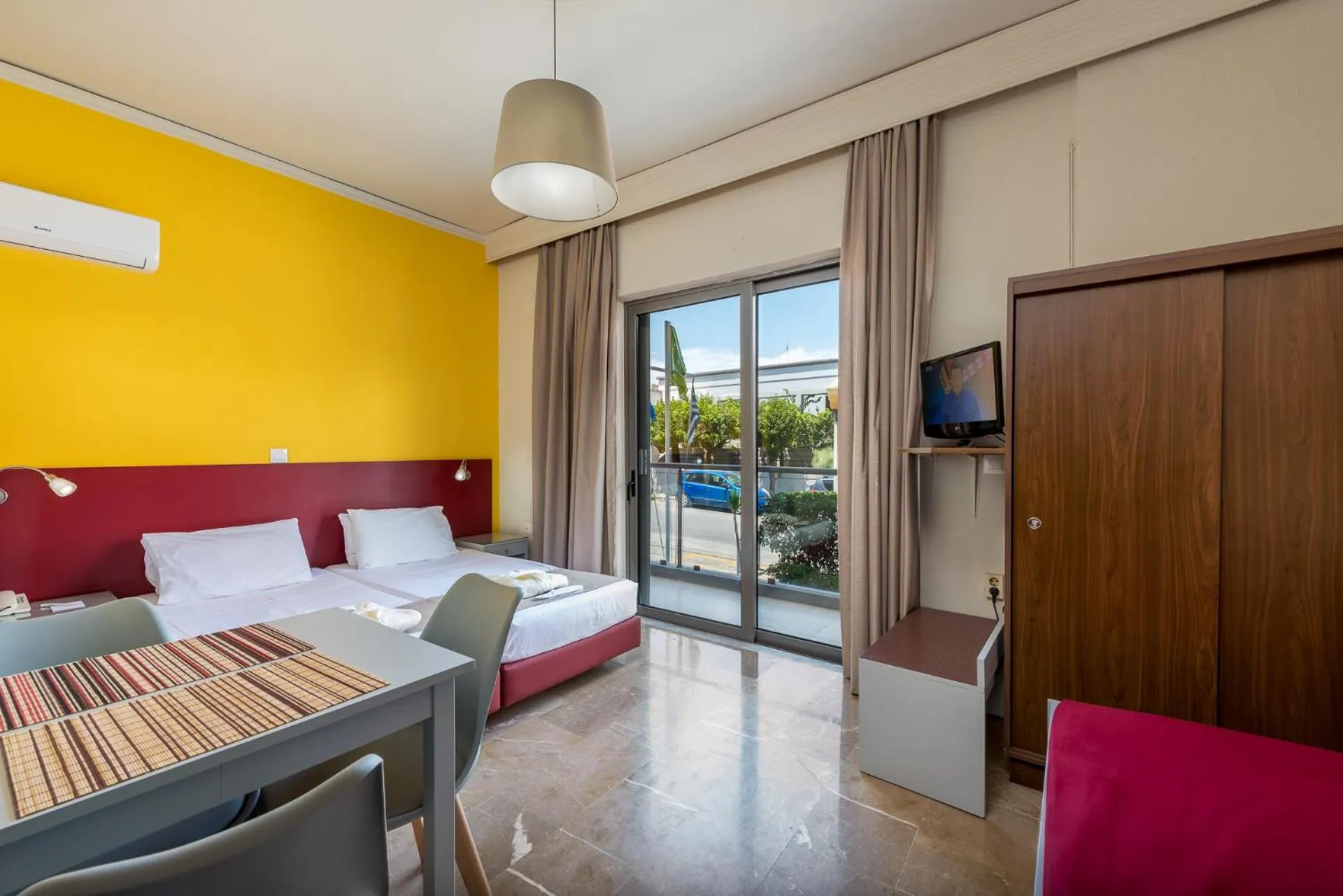 Bedroom, Bed in 7Palms