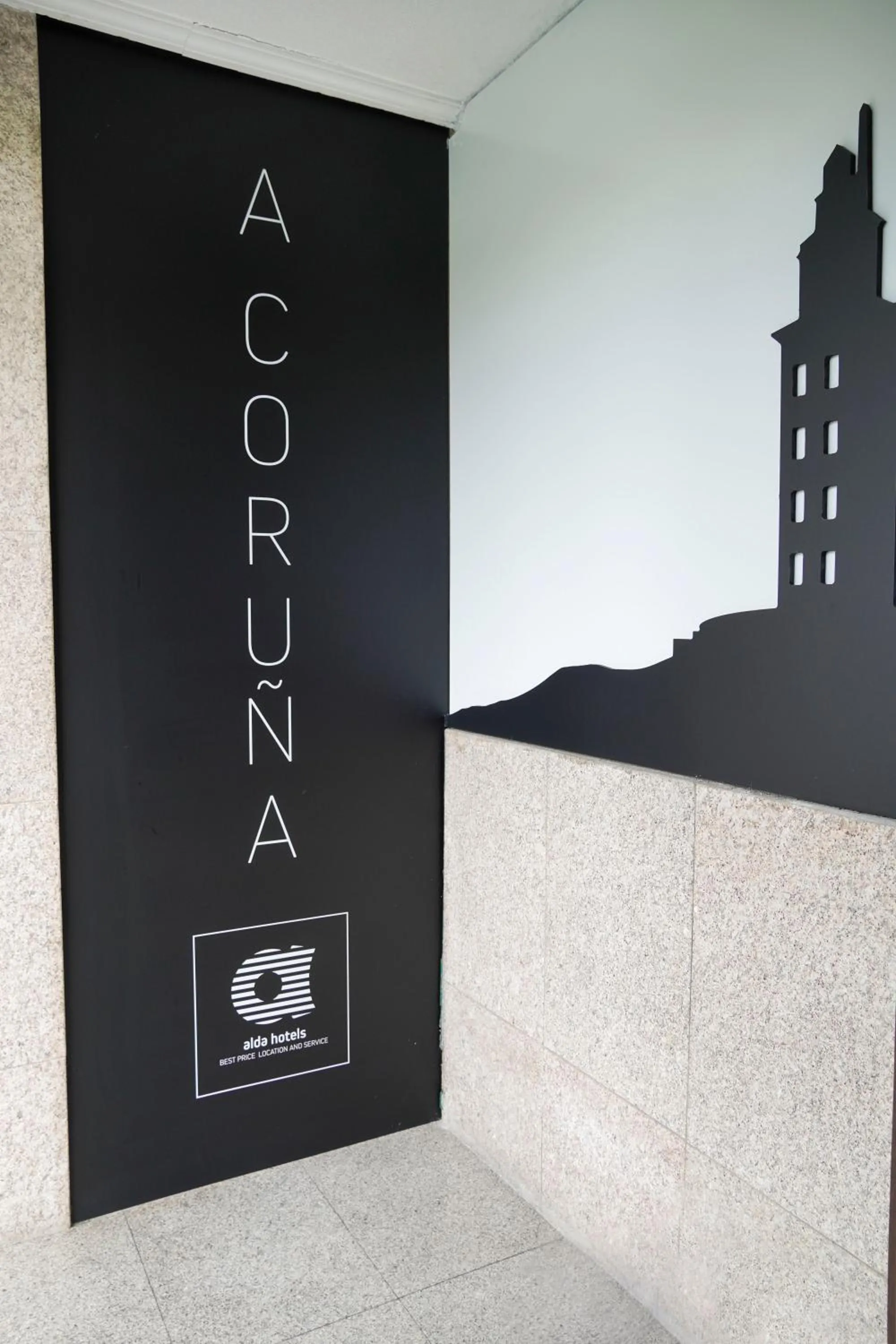 Property logo or sign in Alda Puerta Coruña