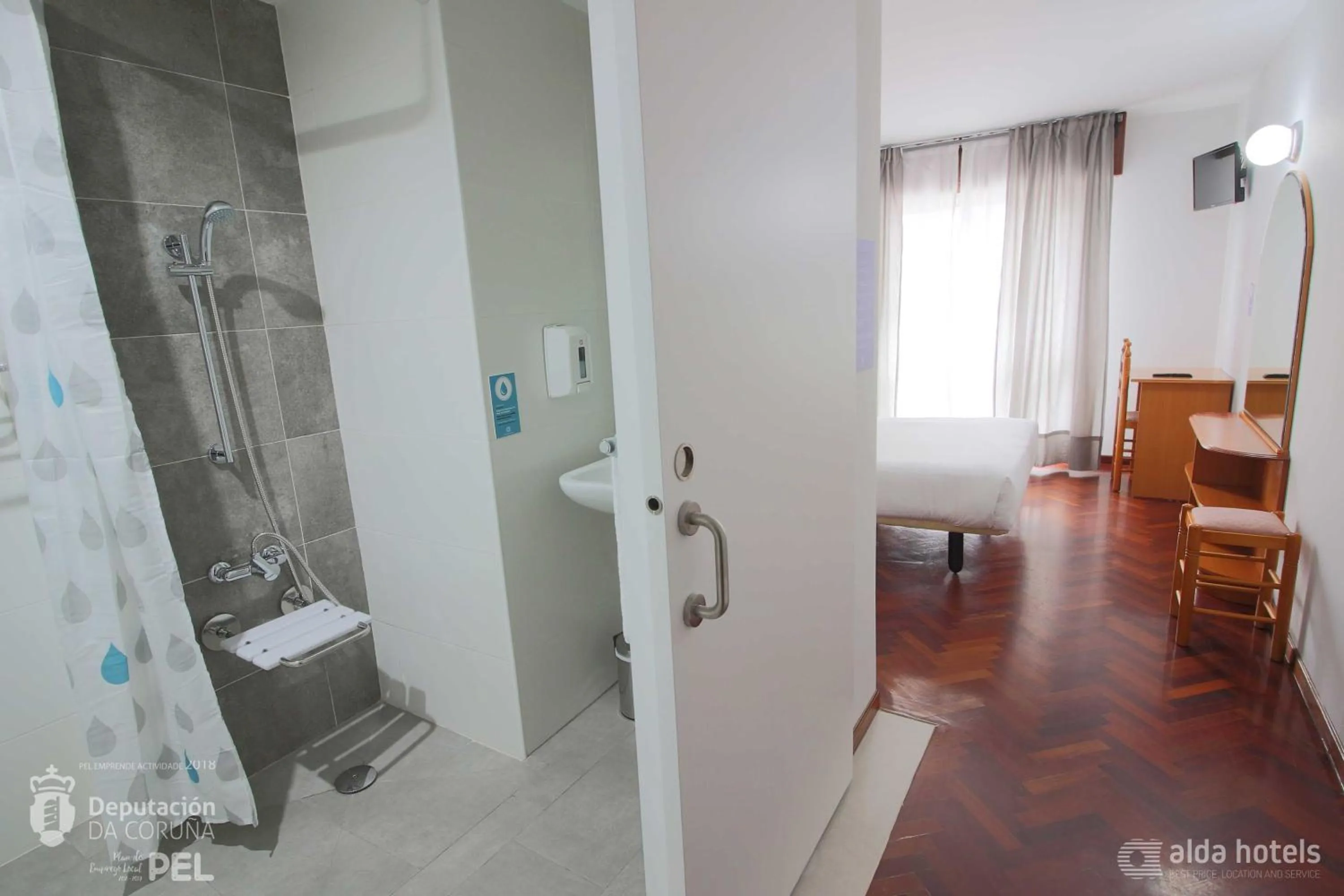 Bathroom in Alda Puerta Coruña