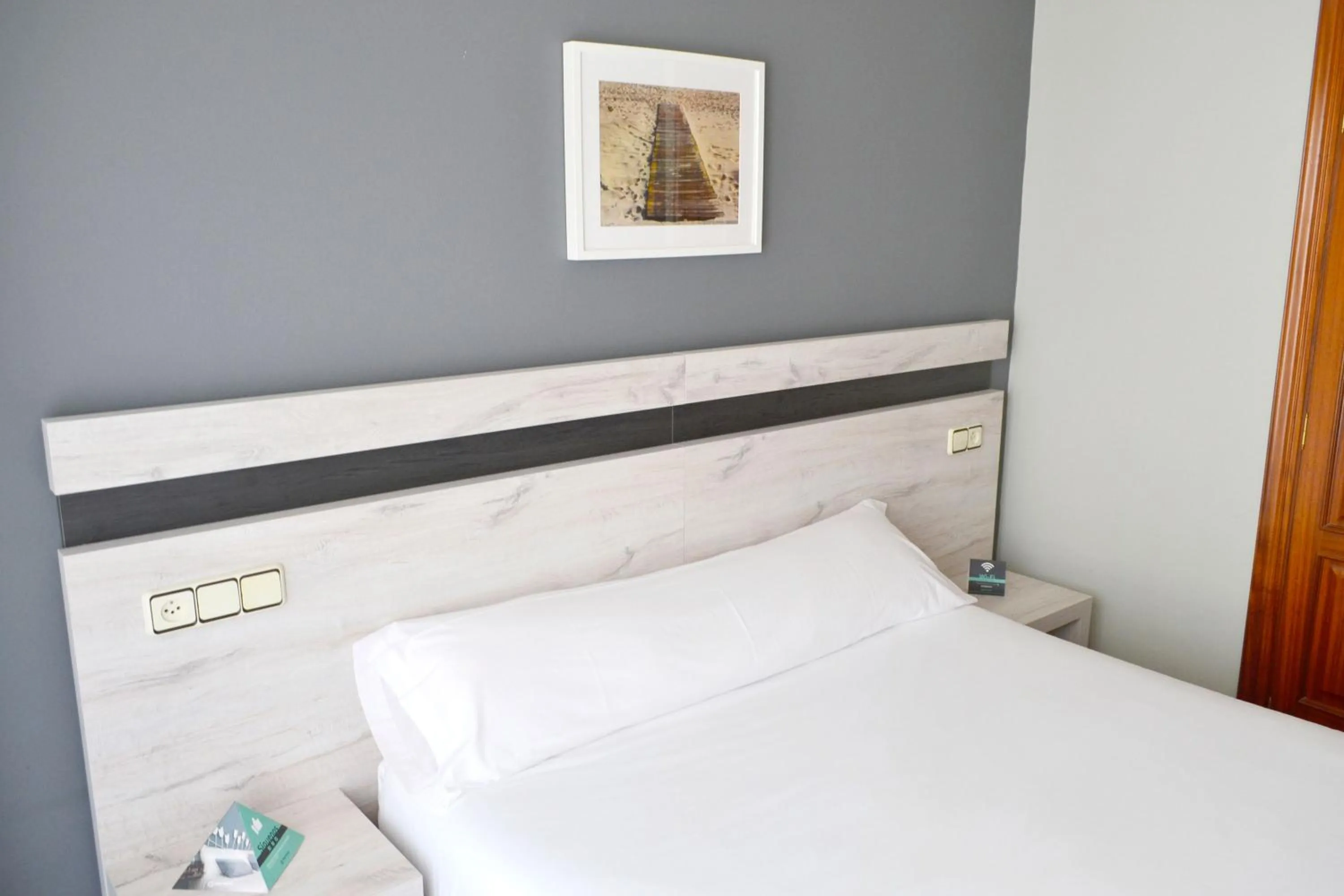 Bed in Alda Puerta Coruña