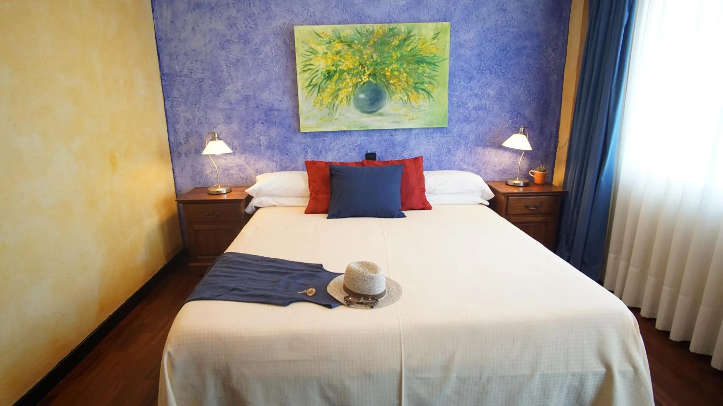 Bedroom, Bed in Hotel Tikar