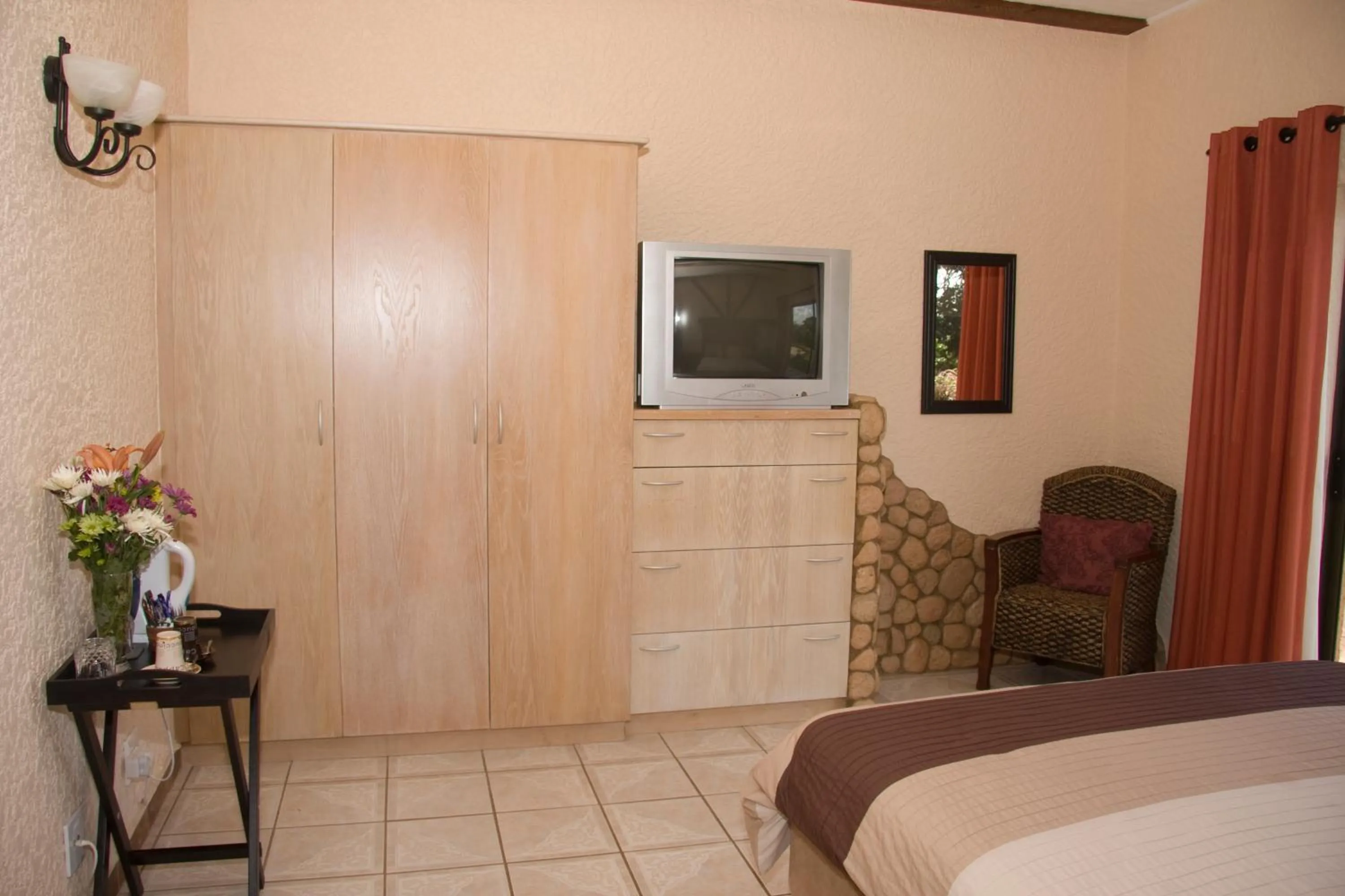 Bed in Stephan's Guest House