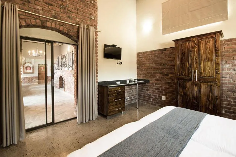 Bed in Stephan's Guest House