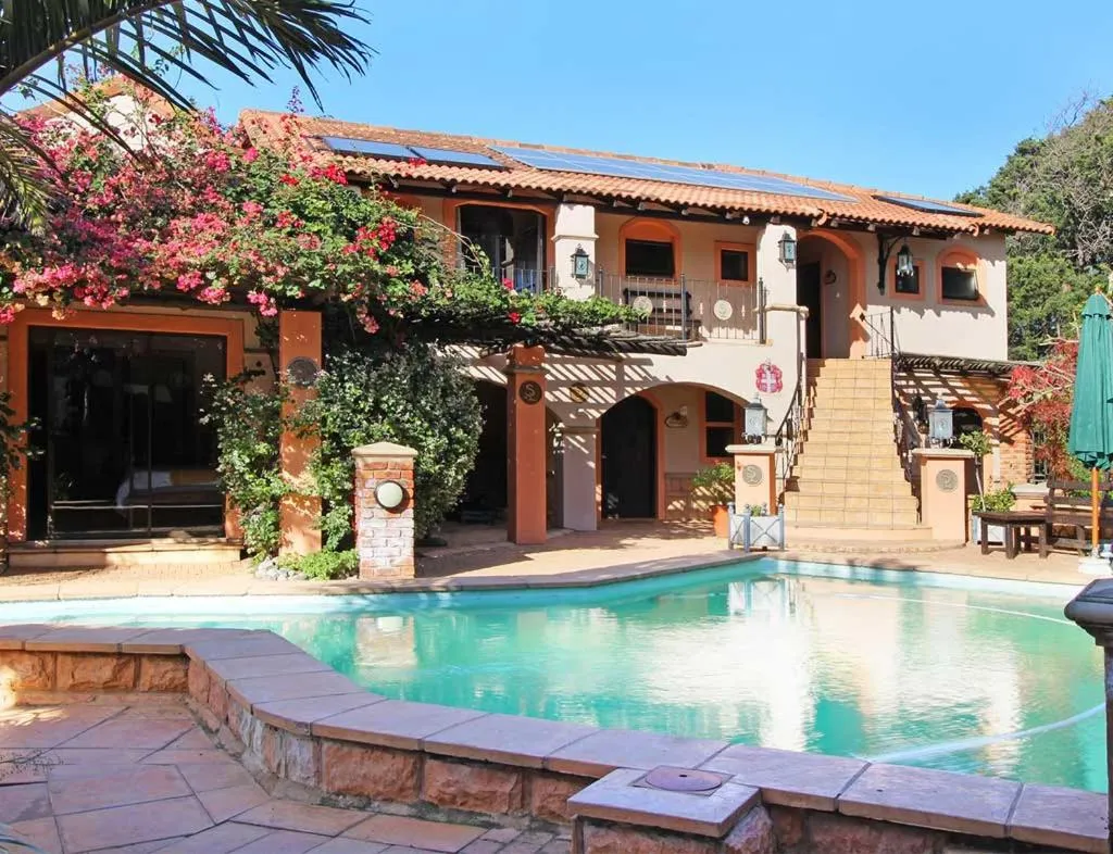 Swimming pool in Stephan's Guest House