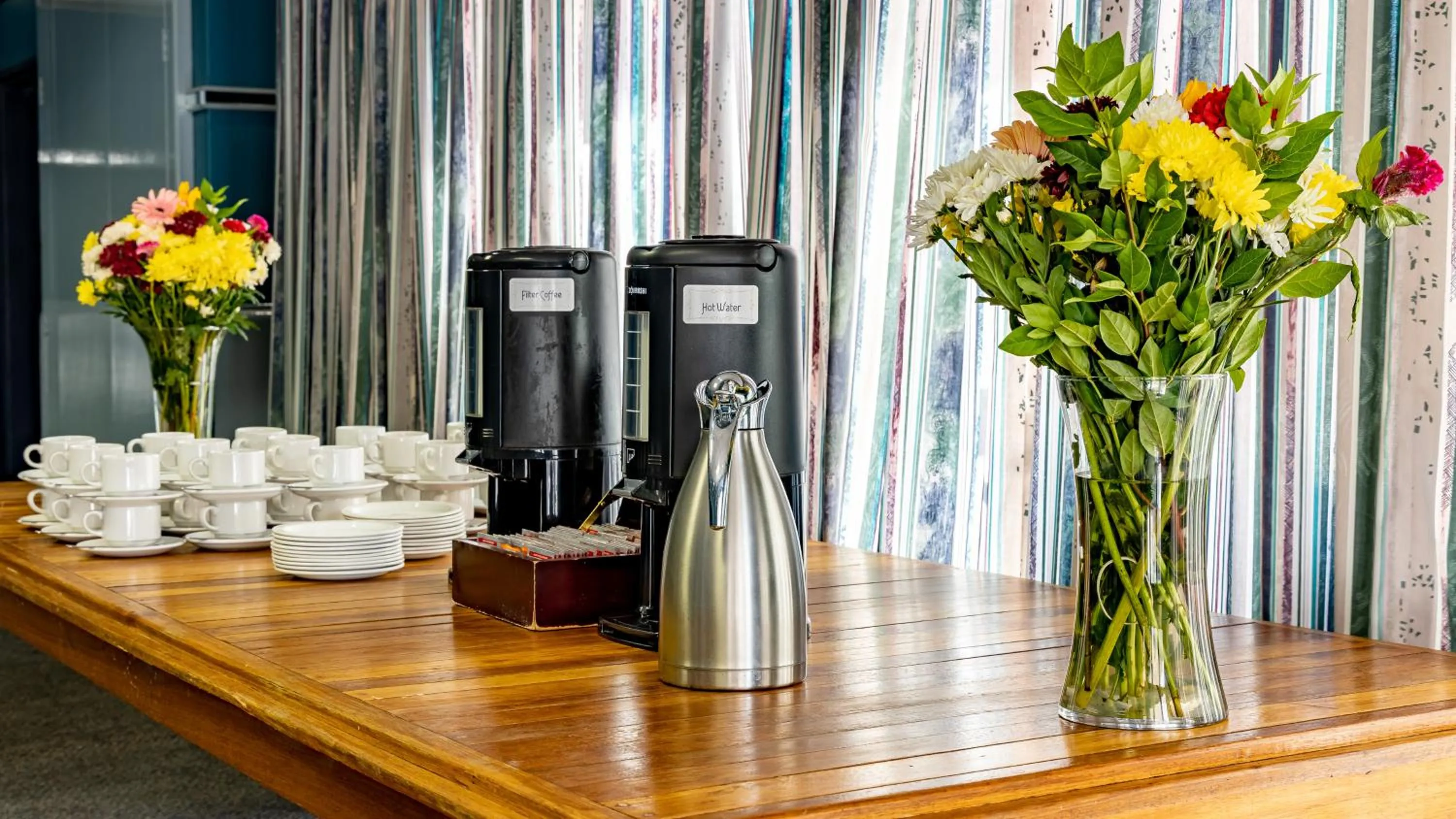 Coffee/tea facilities in African Sky Harrismith Inn