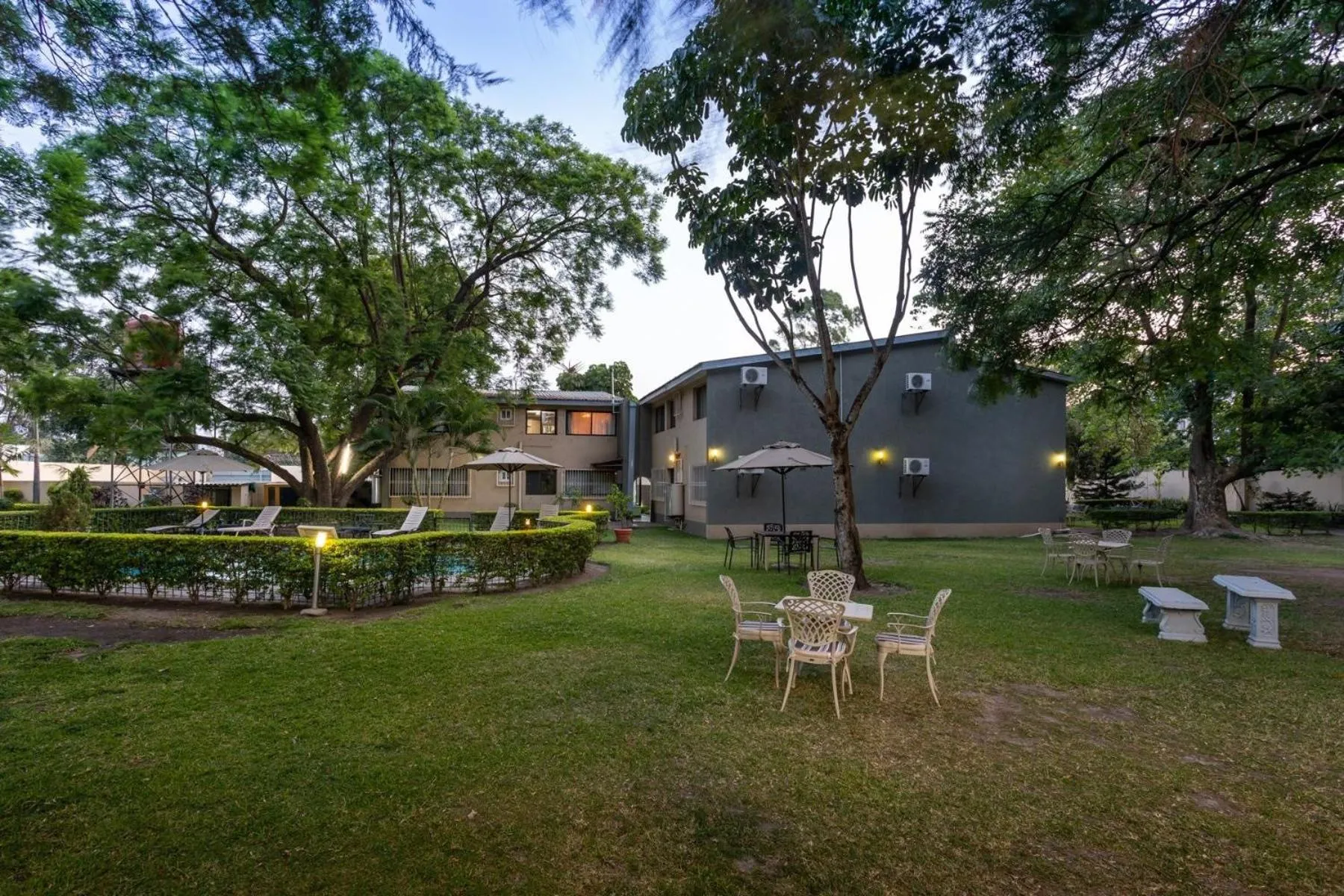 Fallsway Apartments - Louden Court