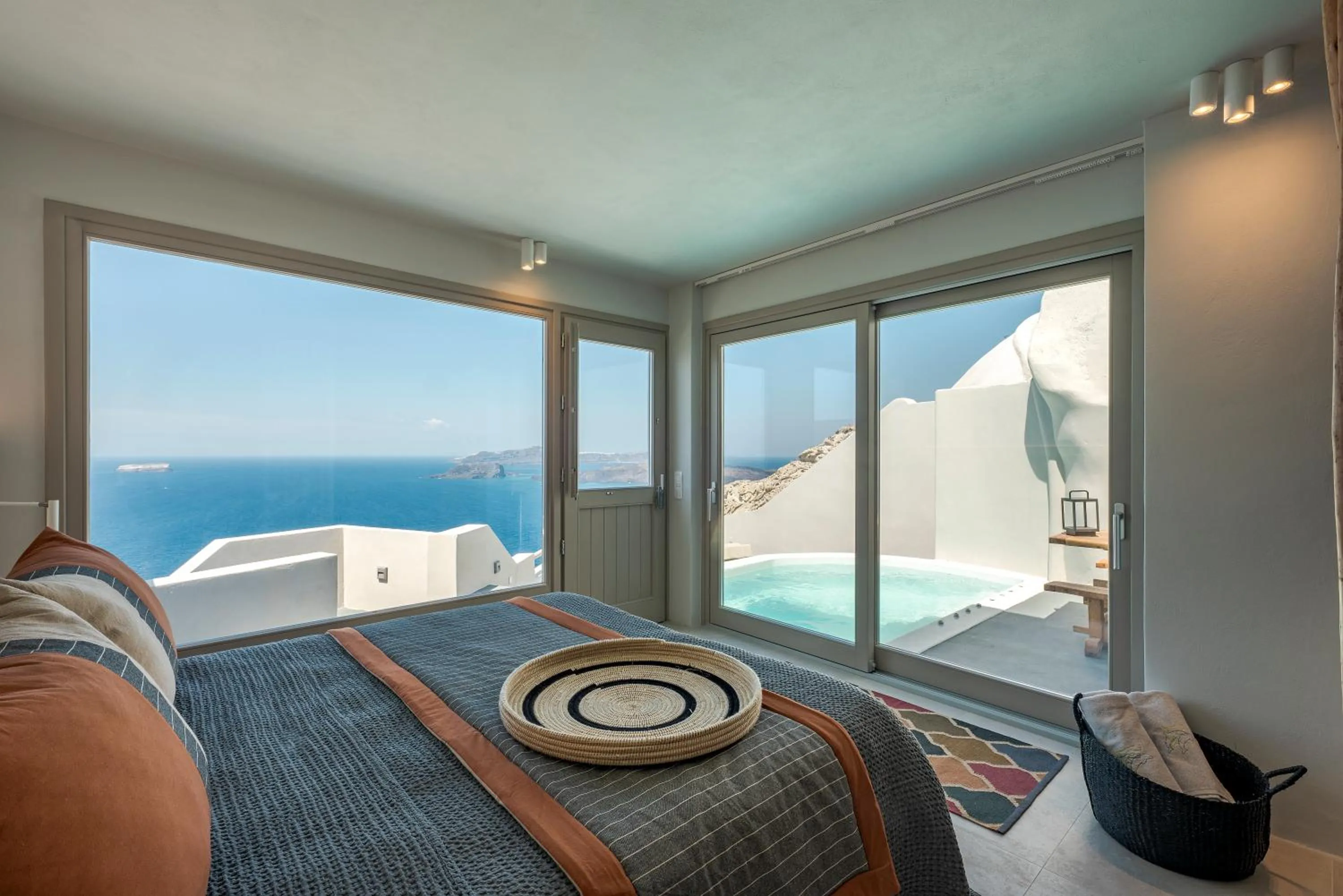 Bedroom in Grand View - Megalochori Santorini
