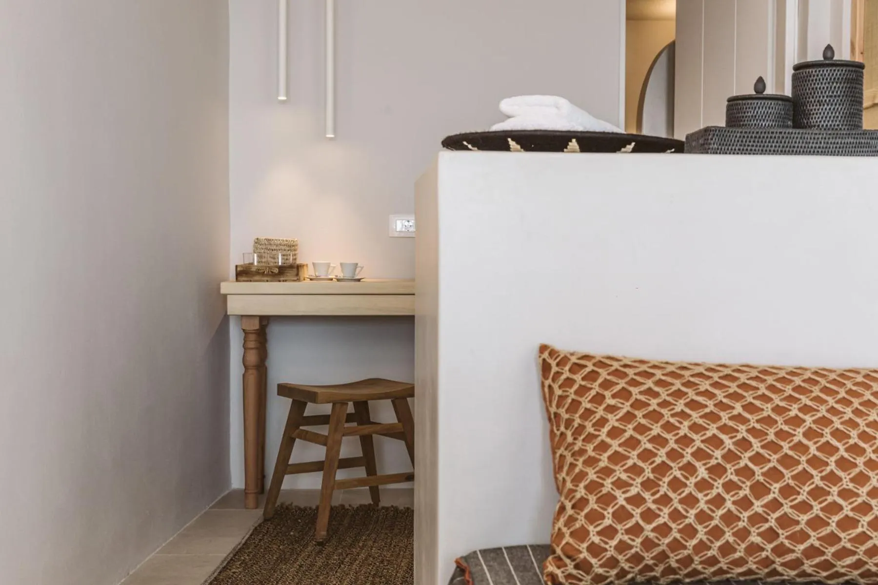 Seating area in Grand View - Megalochori Santorini