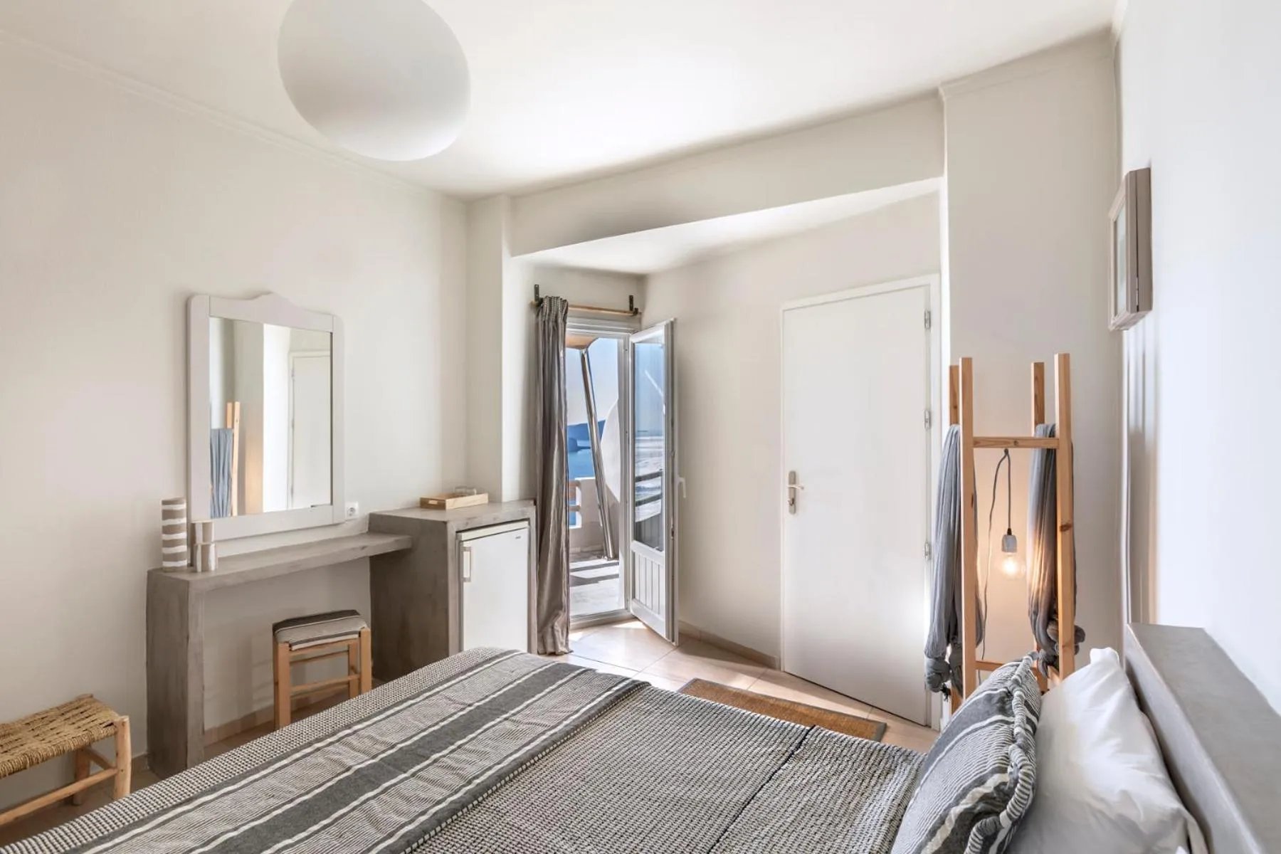 Bedroom, Bed in Grand View - Megalochori Santorini